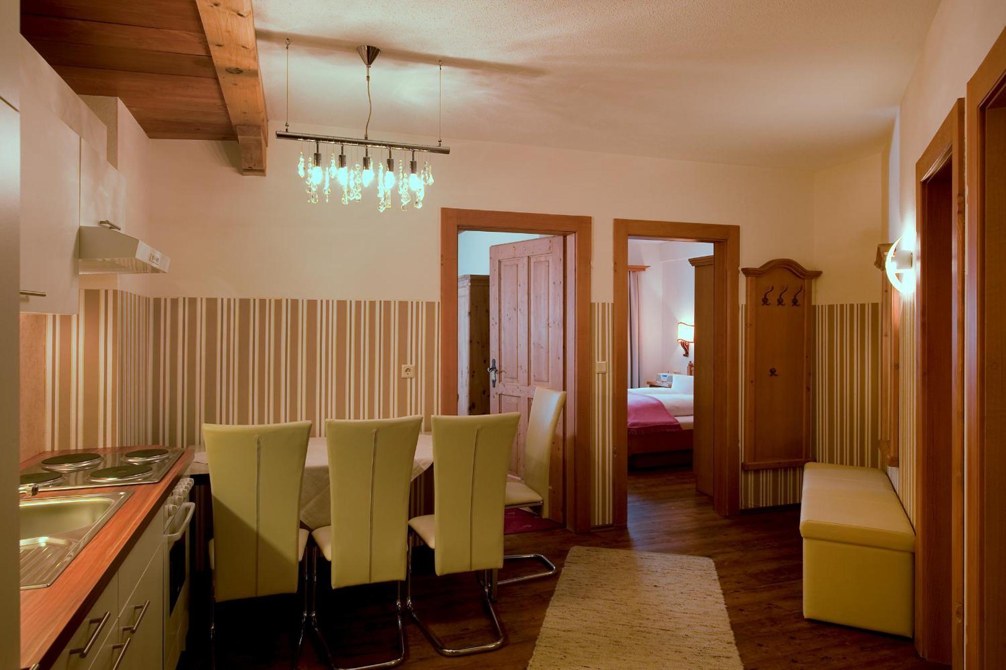 Three-Bedroom Deluxe Apartment