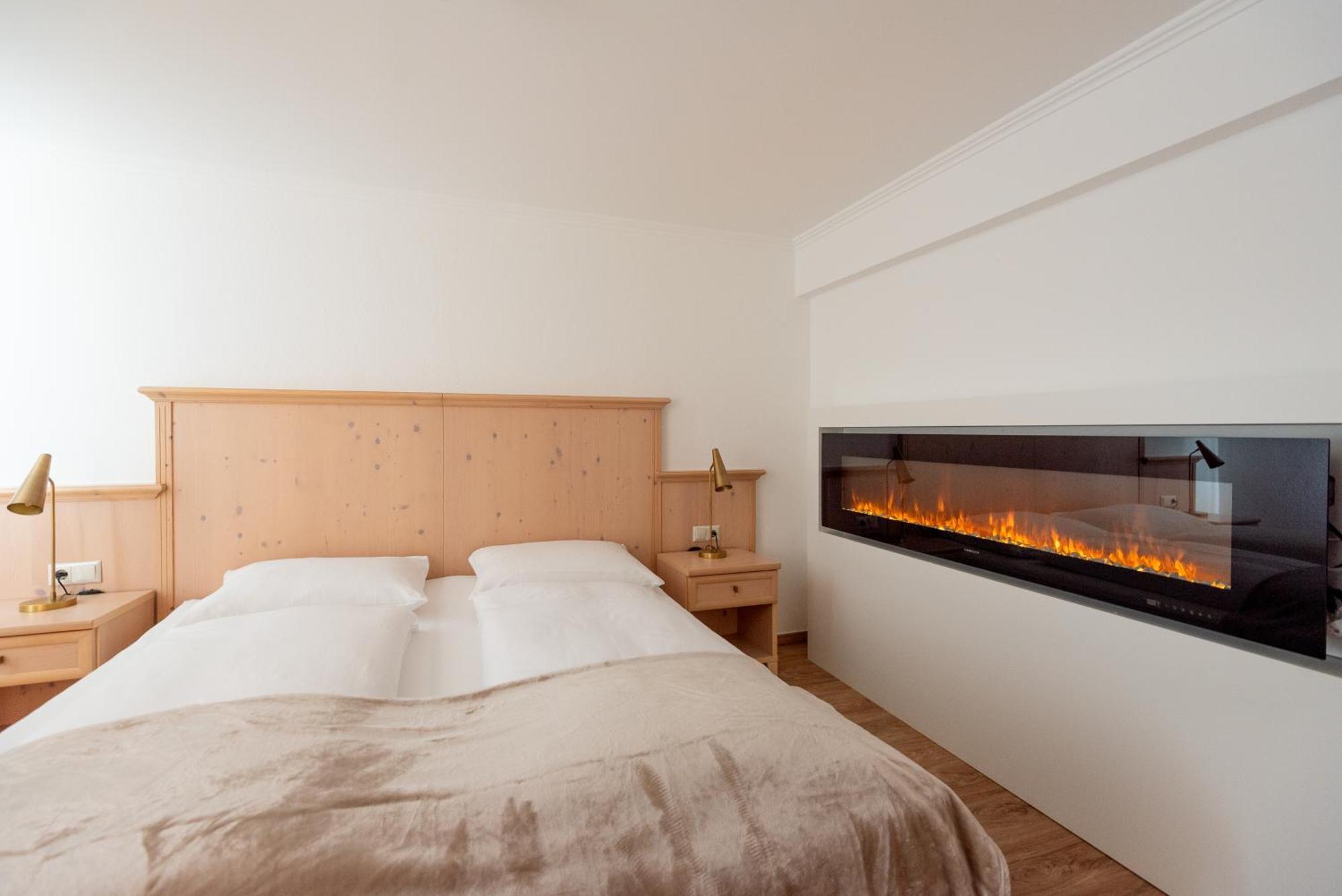 Apartment Balcony Electric Fireplace
