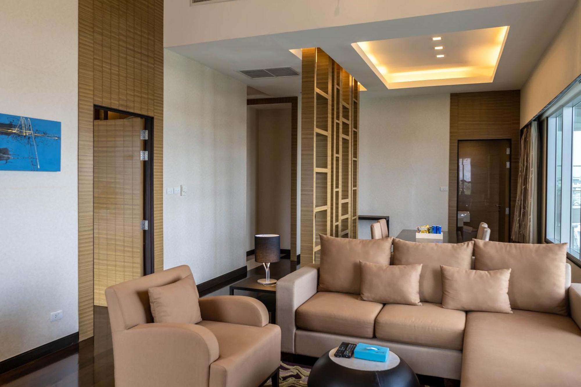 Executive Suite