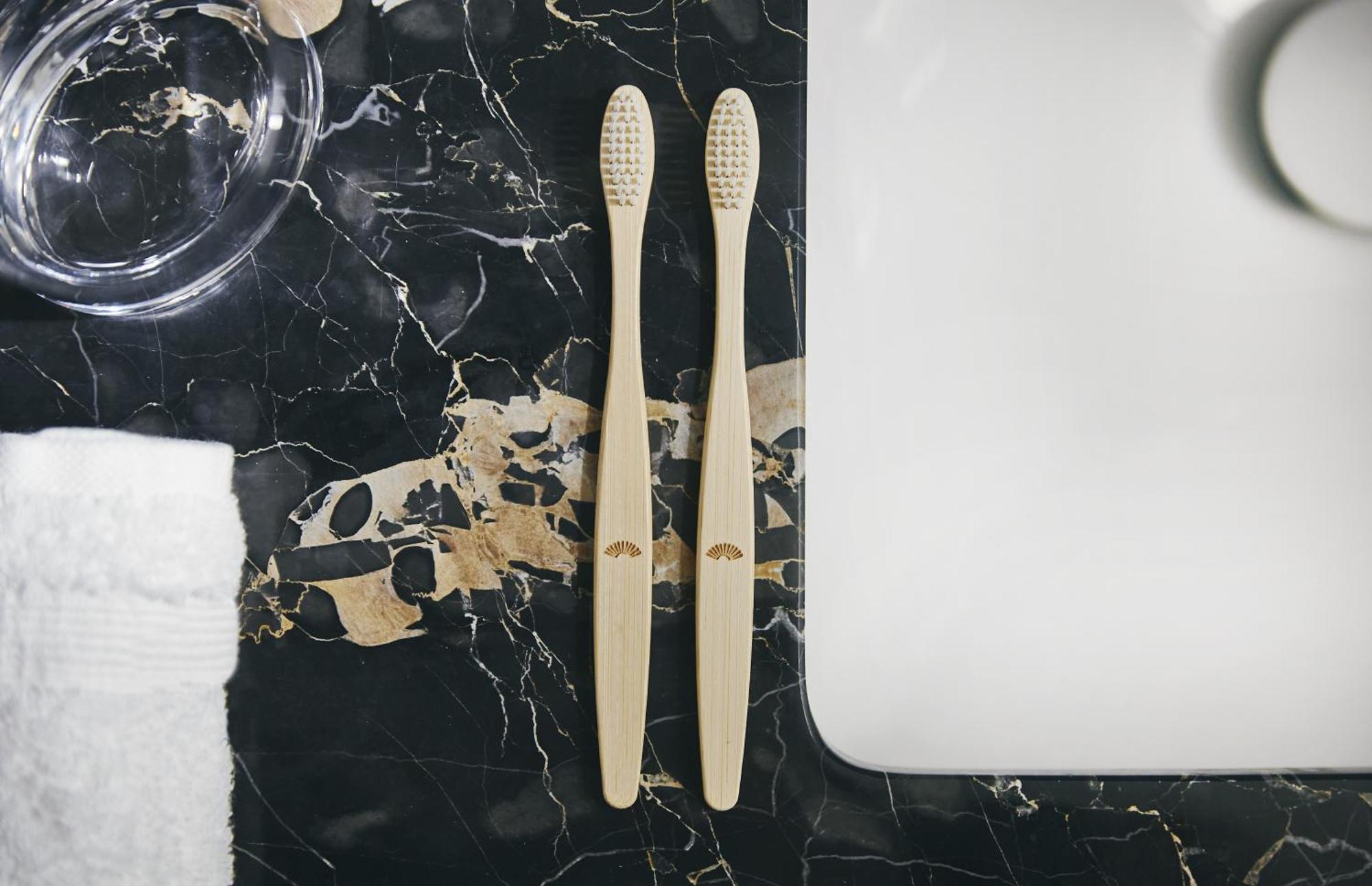 Hudson View Tweepersoonskamer met 2 Aparte Bedden en Rolstoeltoegankelijke Douche