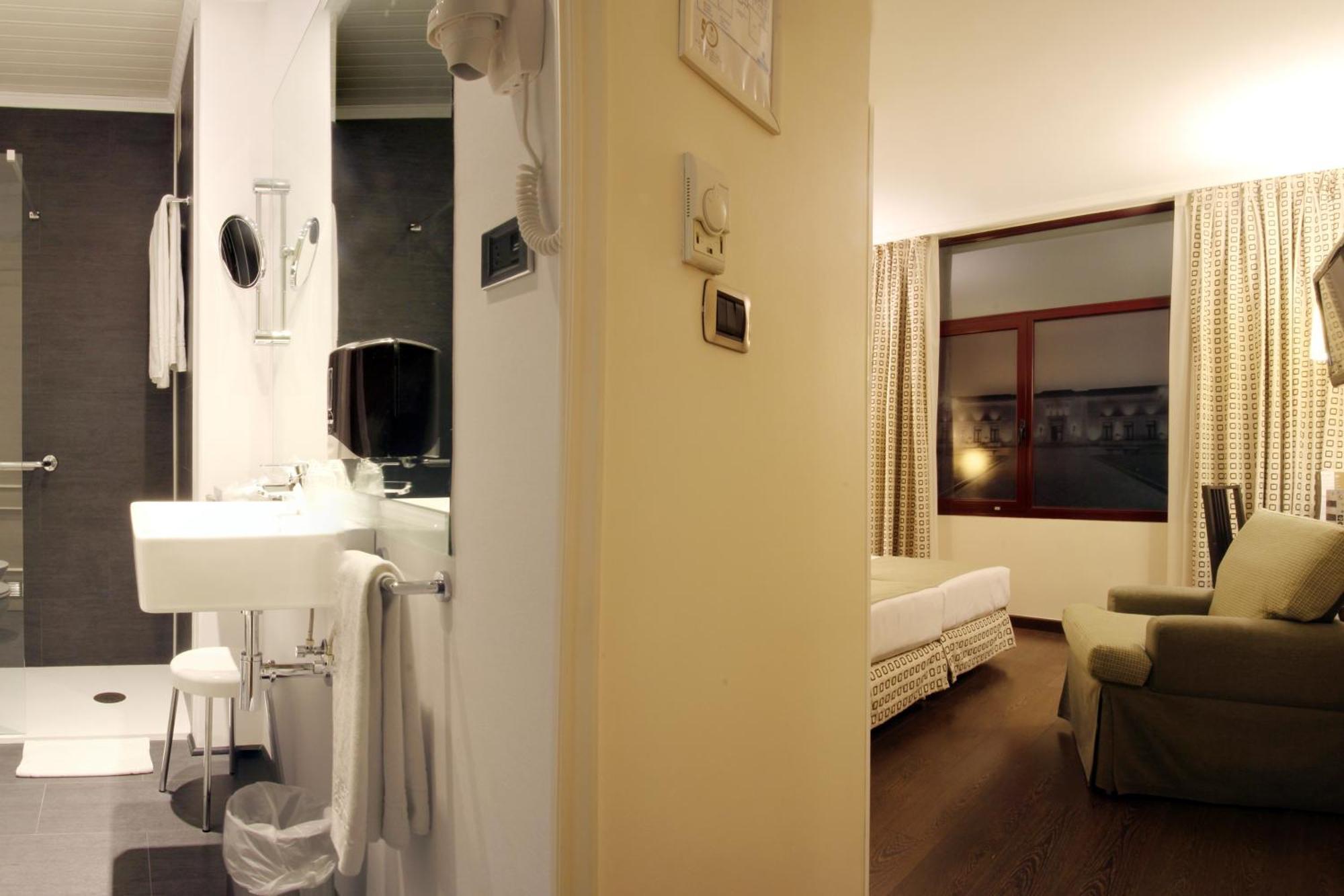 Interior twin room