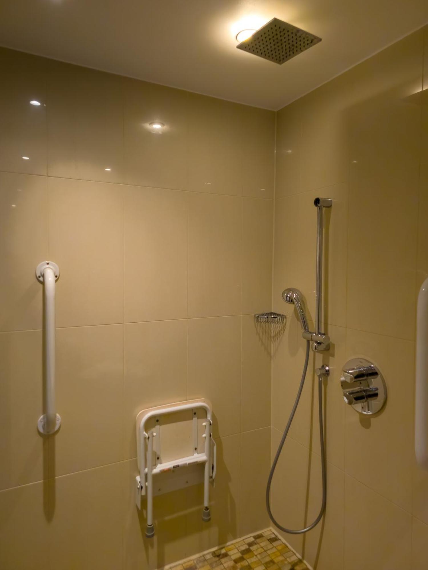 Club Kamer voor 3 Personen