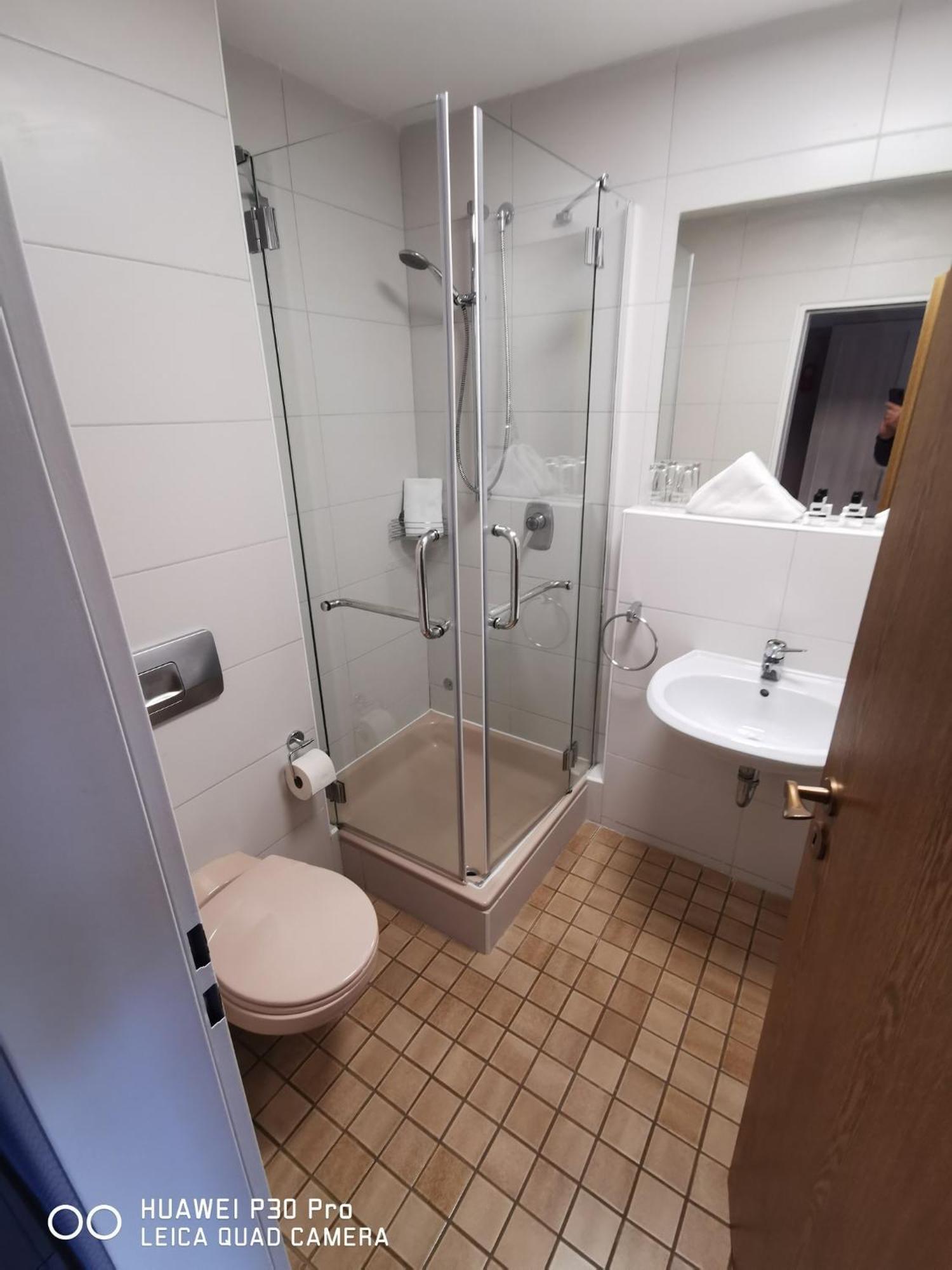Eenpersoonskamer met Eigen Badkamer
