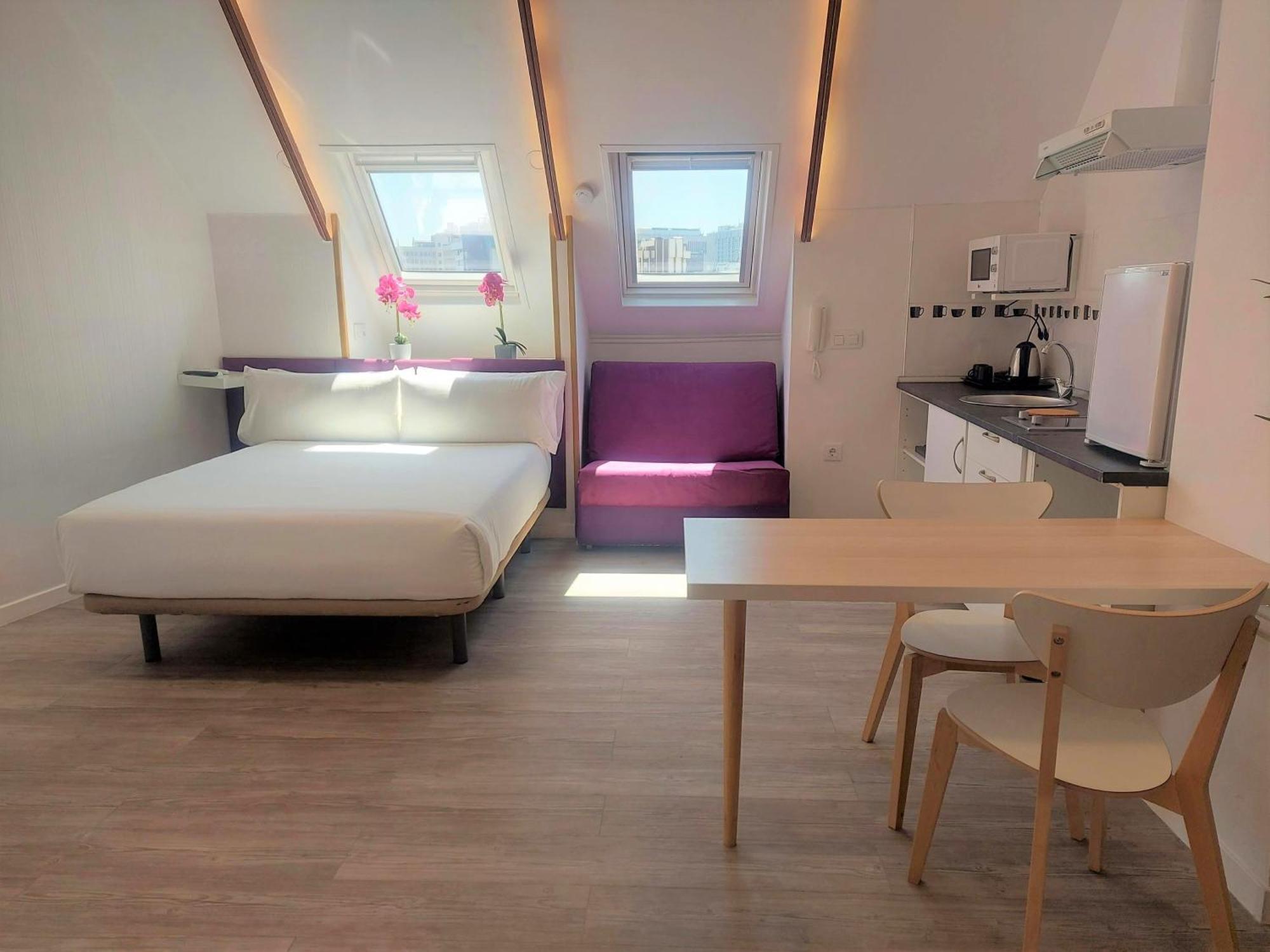 Studio Apartment