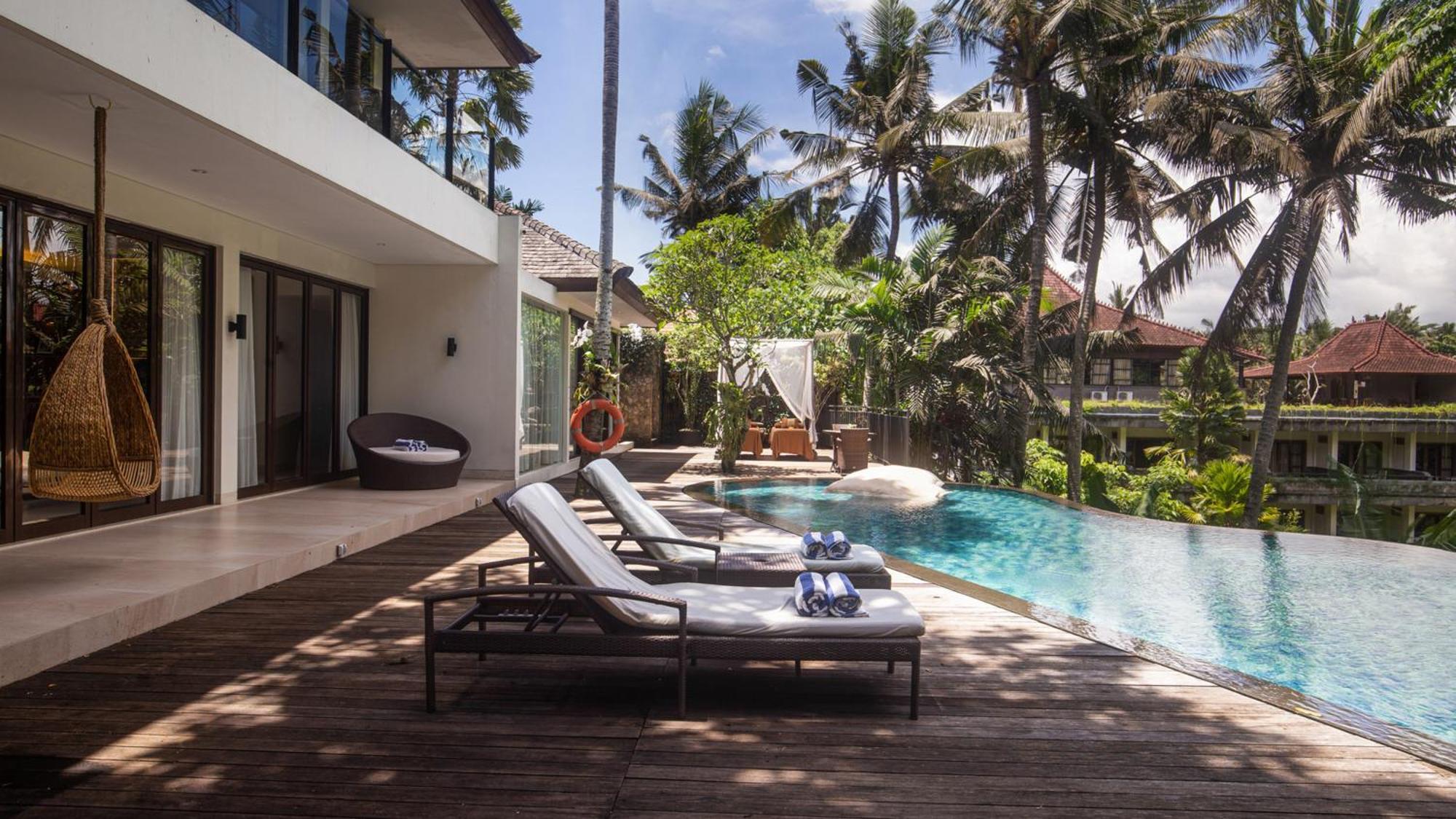 Founder's Home Three Bedroom Pool Villa BBQ Family Butler Service