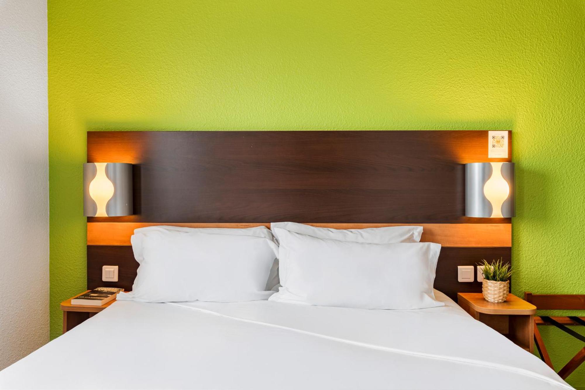 2 side-by-side Double Rooms
