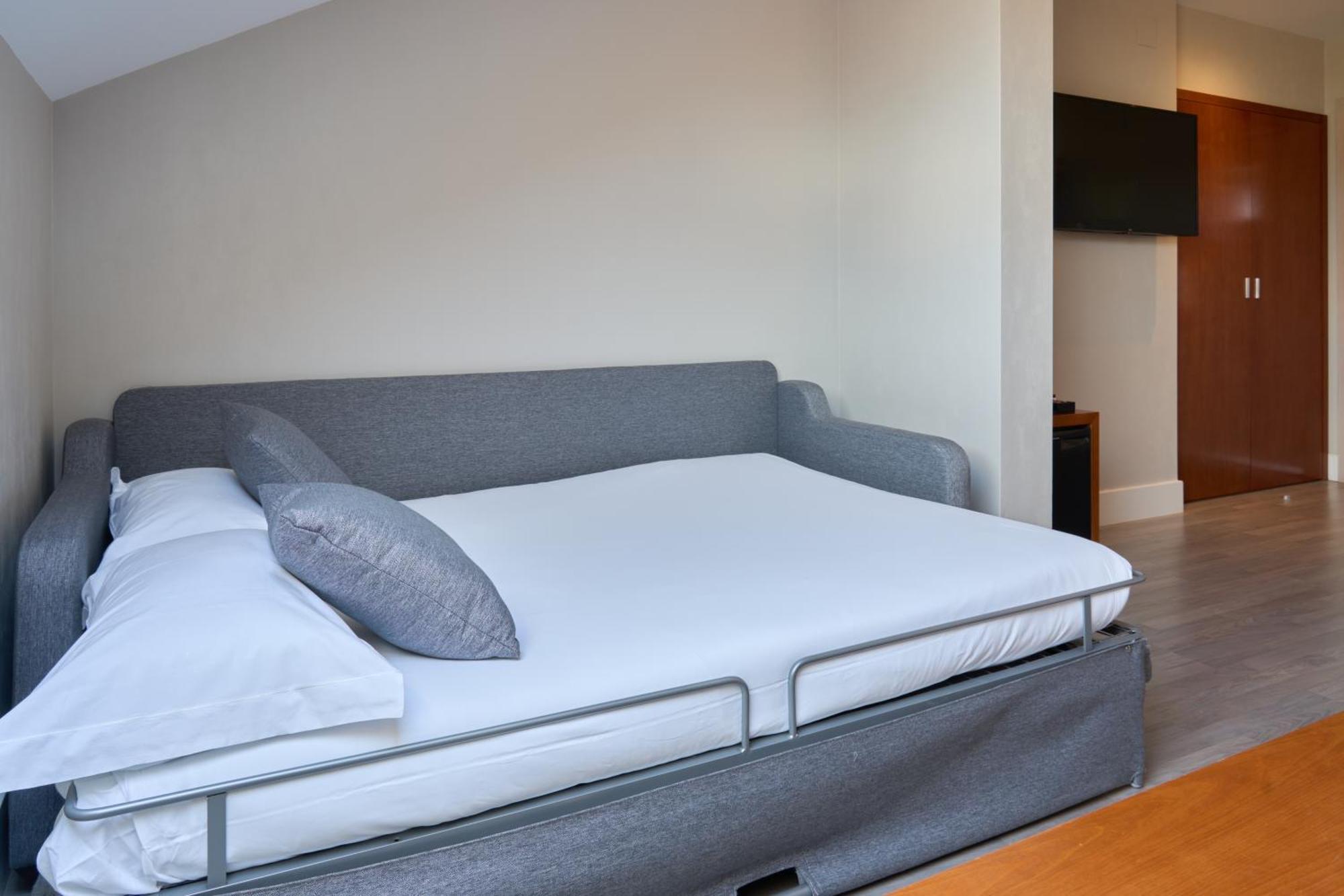 Double or Twin Room Extra Bed