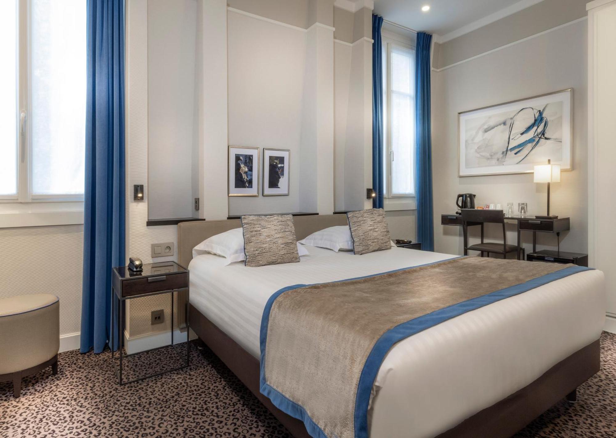 Prestige Room