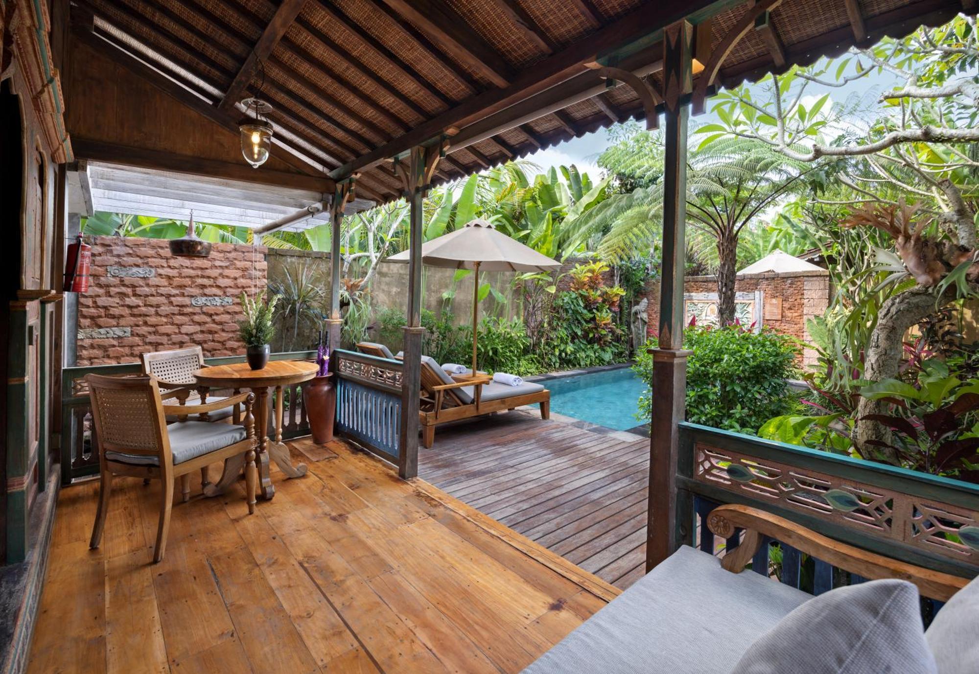 Artist One-Bedroom Private Pool Villa Daily Two-Bottles Beer