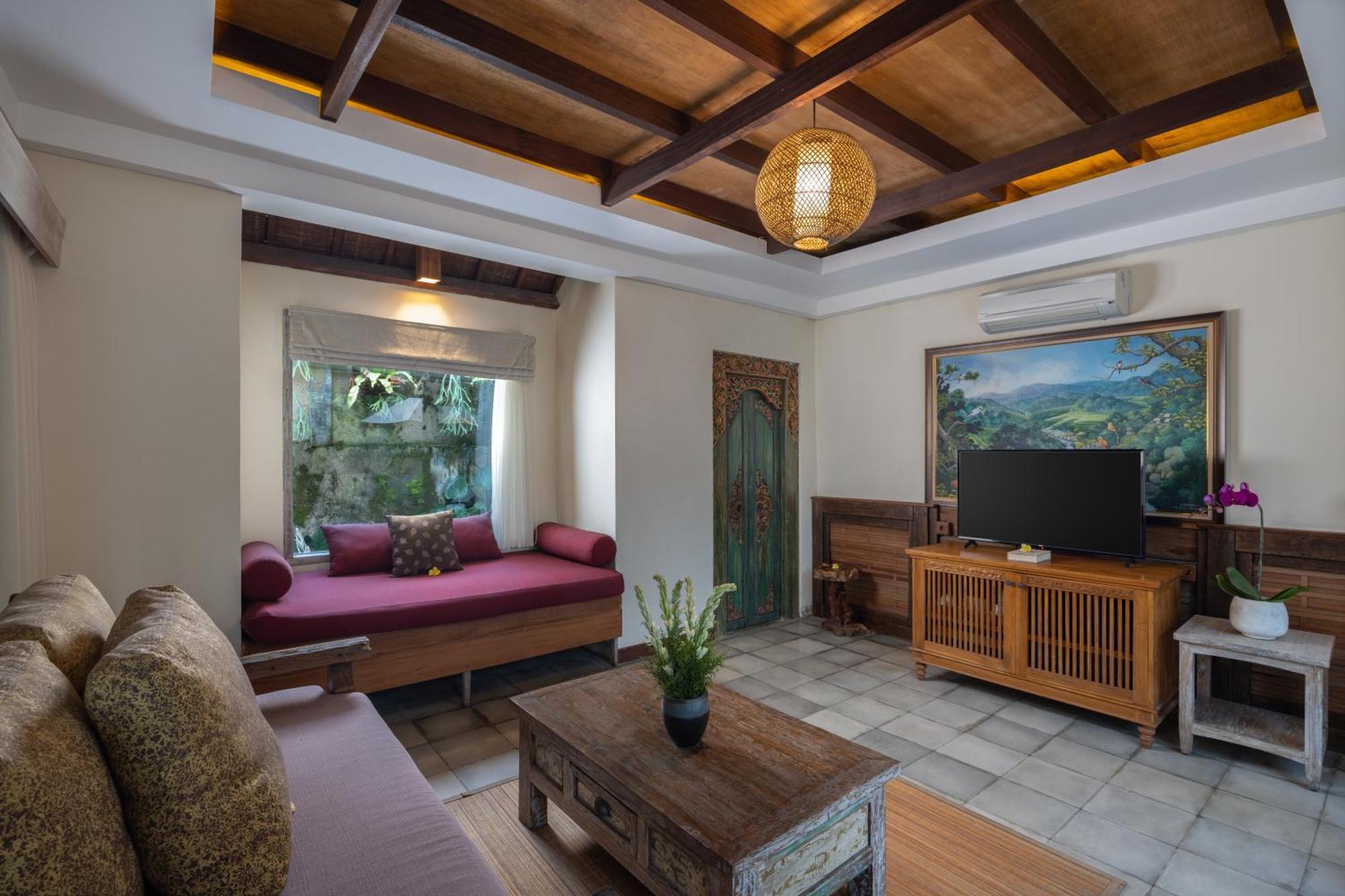 Wooden One-Bedroom Pool Villa Living Room
