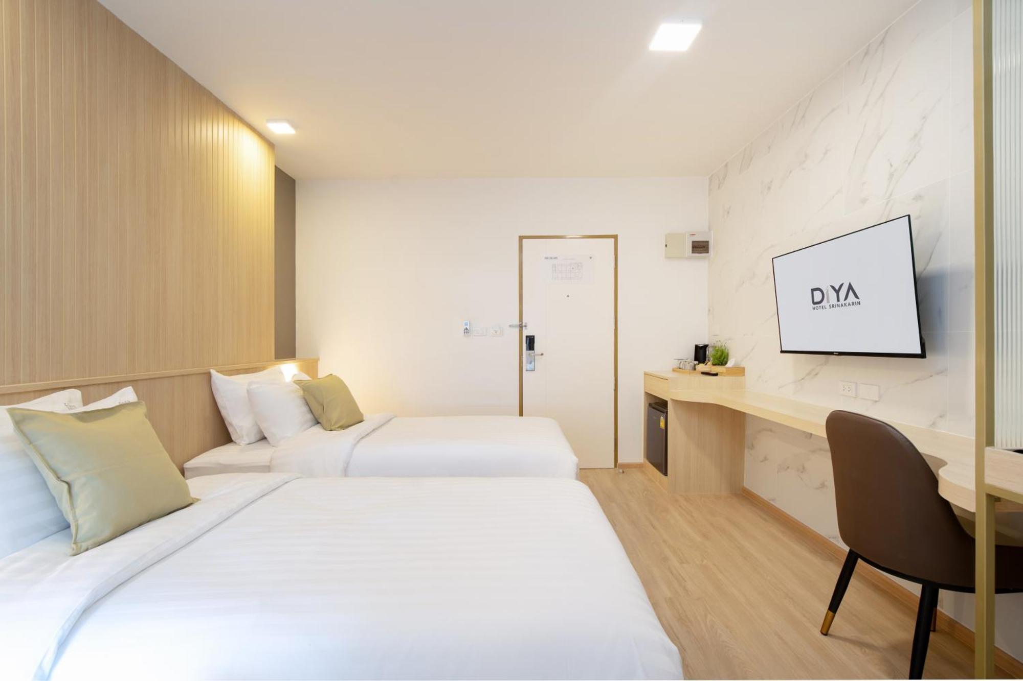 Superior Twin Room balcony