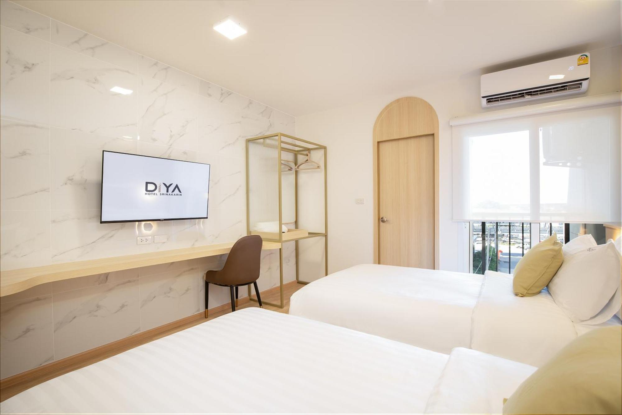 Superior Twin Room balcony