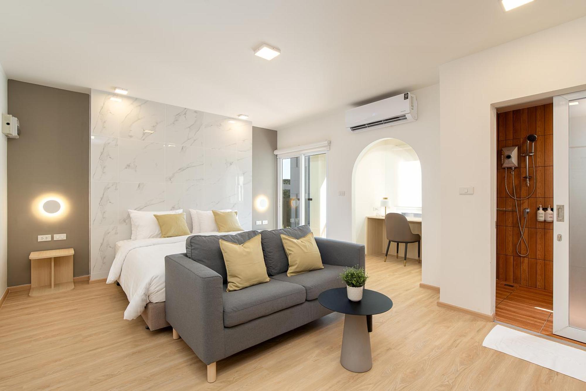 One-Bedroom Suite balcony