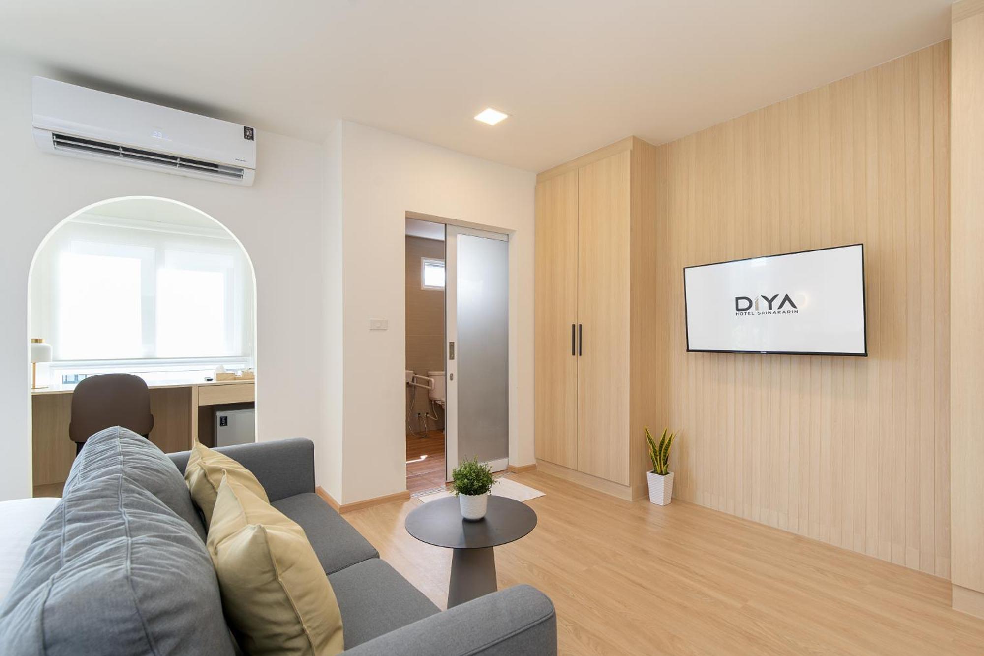 One-Bedroom Suite balcony