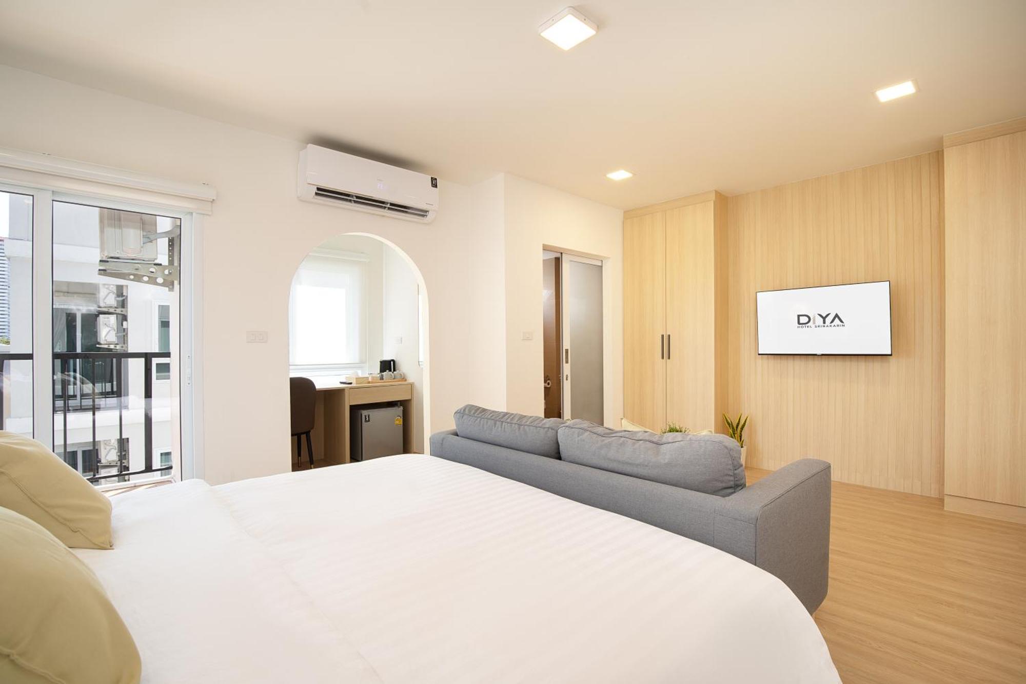 One-Bedroom Suite balcony