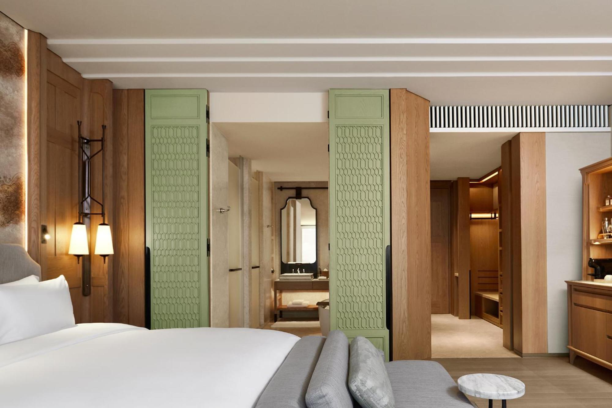 Premier Corner Room Twin Beds