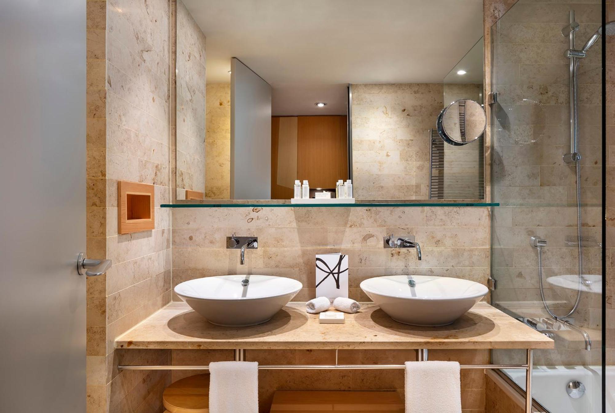 Superior Double or Twin Room City View