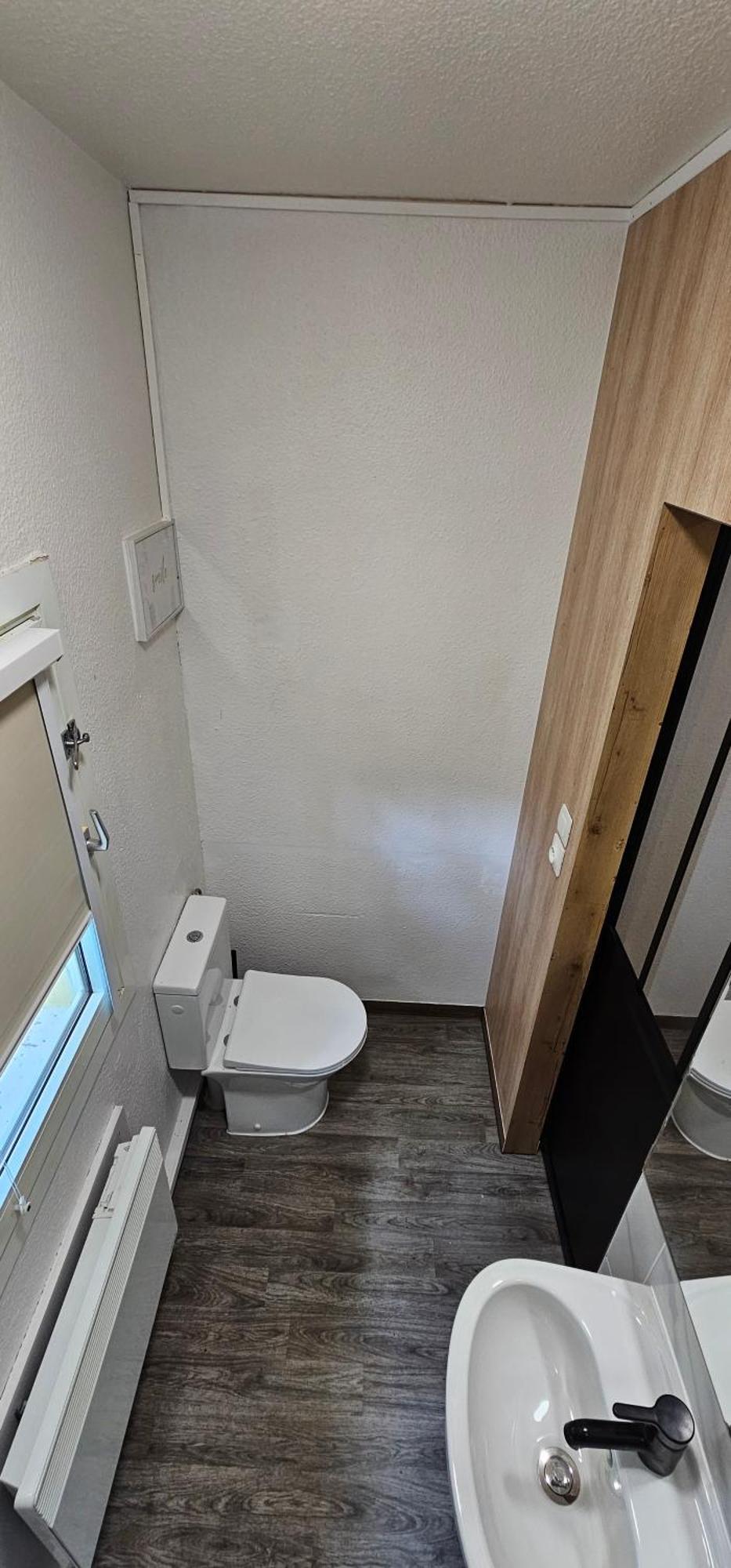 Double Room Private Bathroom