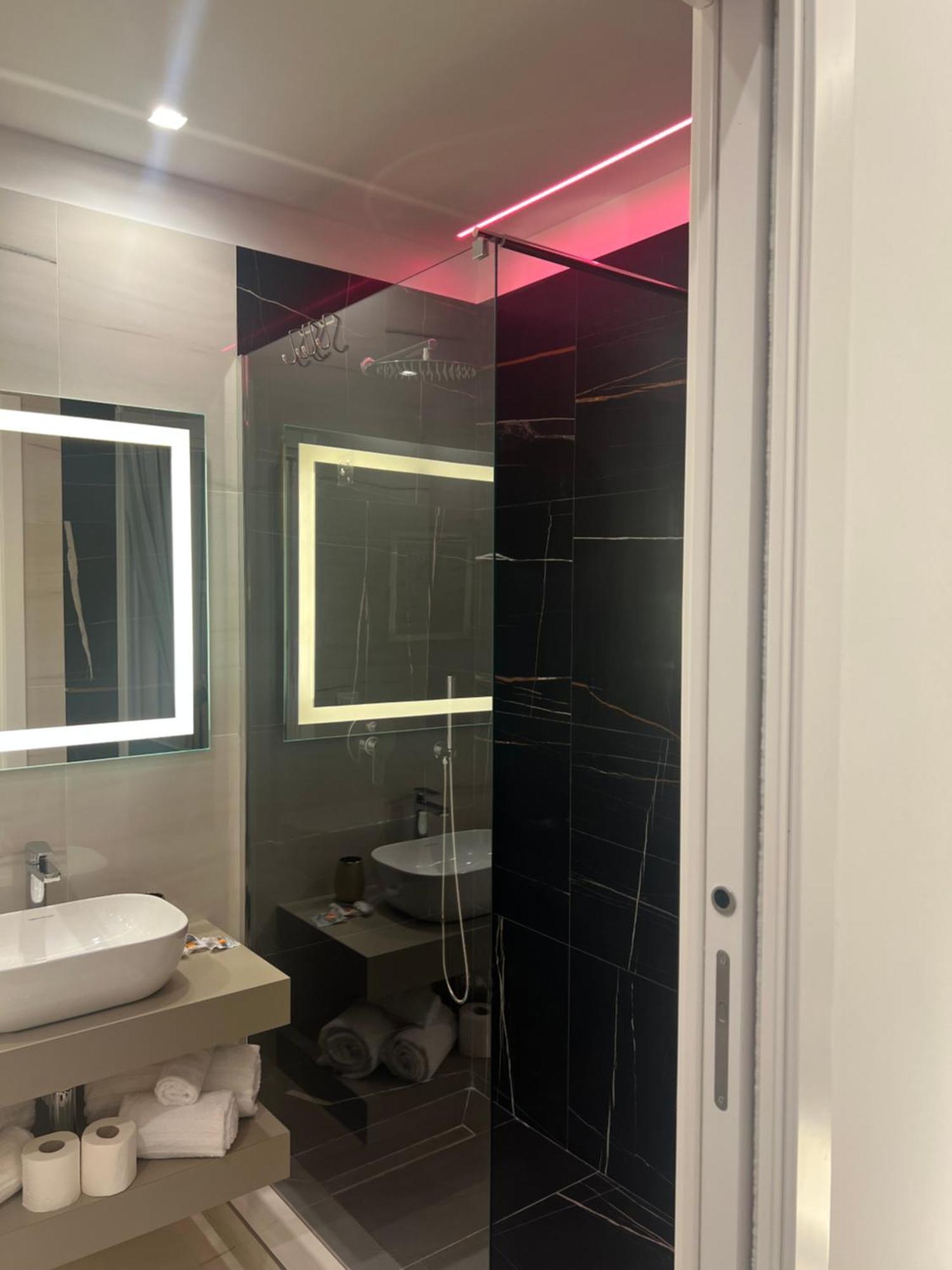Deluxe Tweepersoonskamer met 1 of 2 Bedden