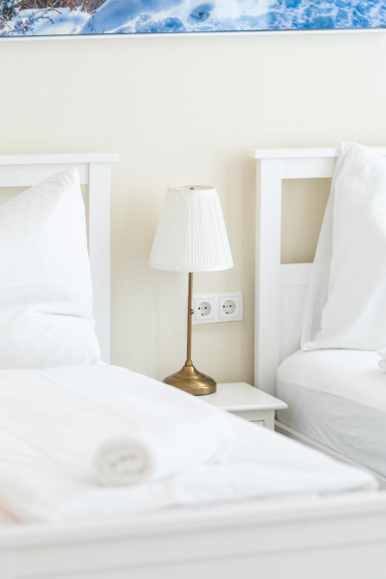 Tweepersoonskamer met 2 Aparte Bedden