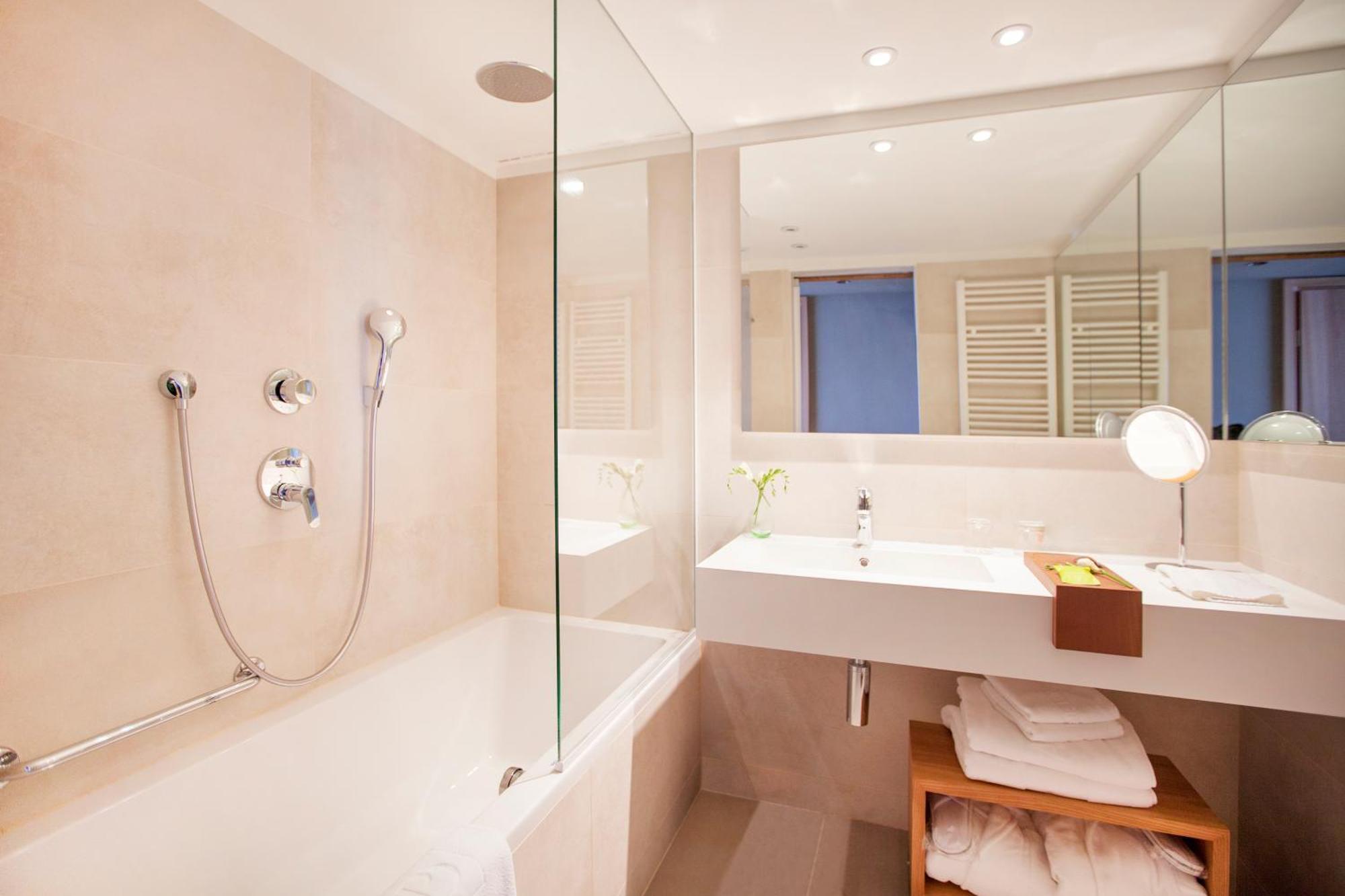 Superior Single Room Sea View Balcony