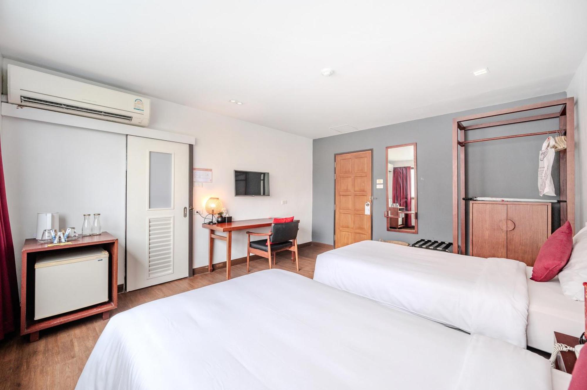 Deluxe Twin Room