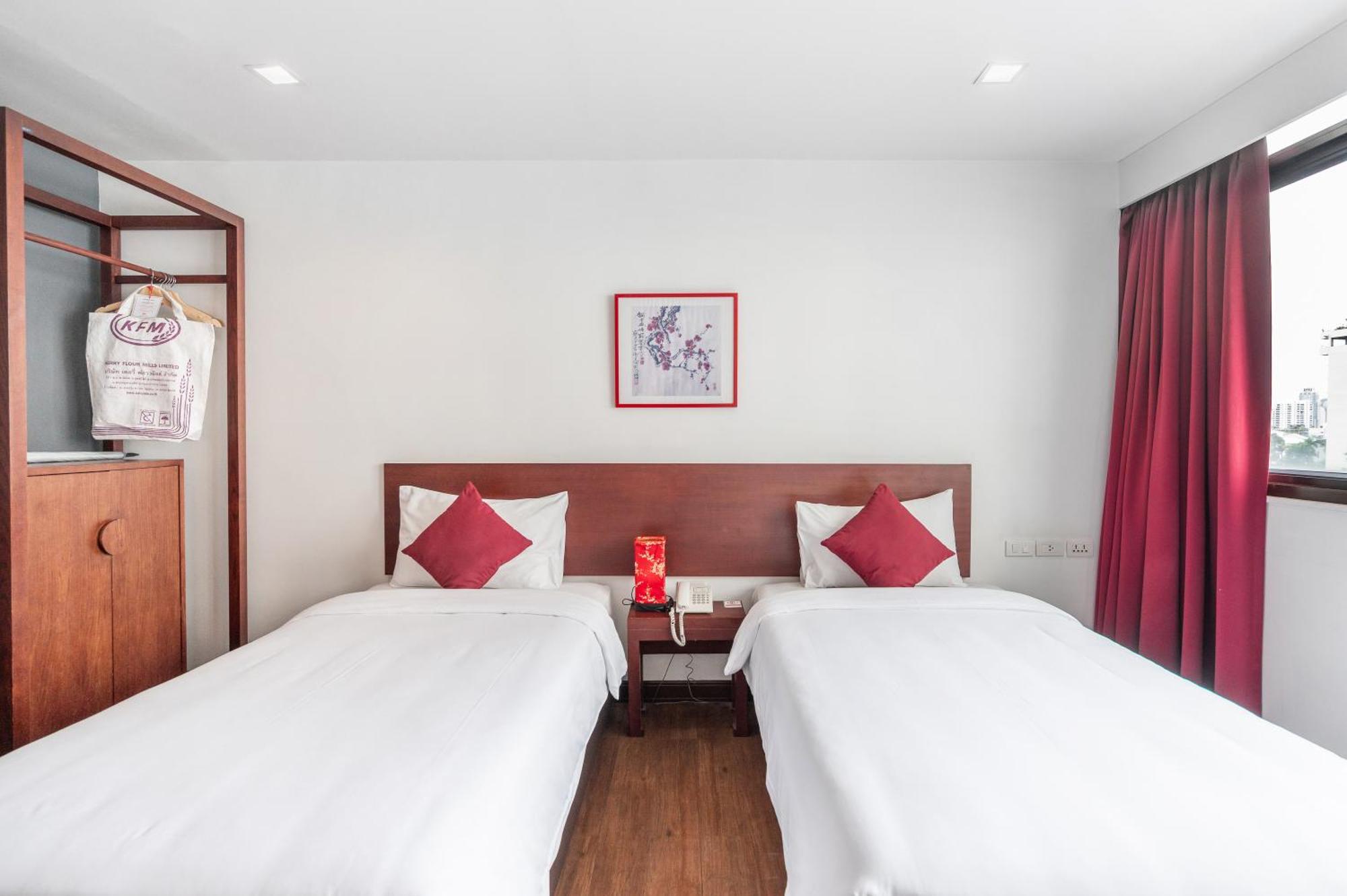 Deluxe Twin Room