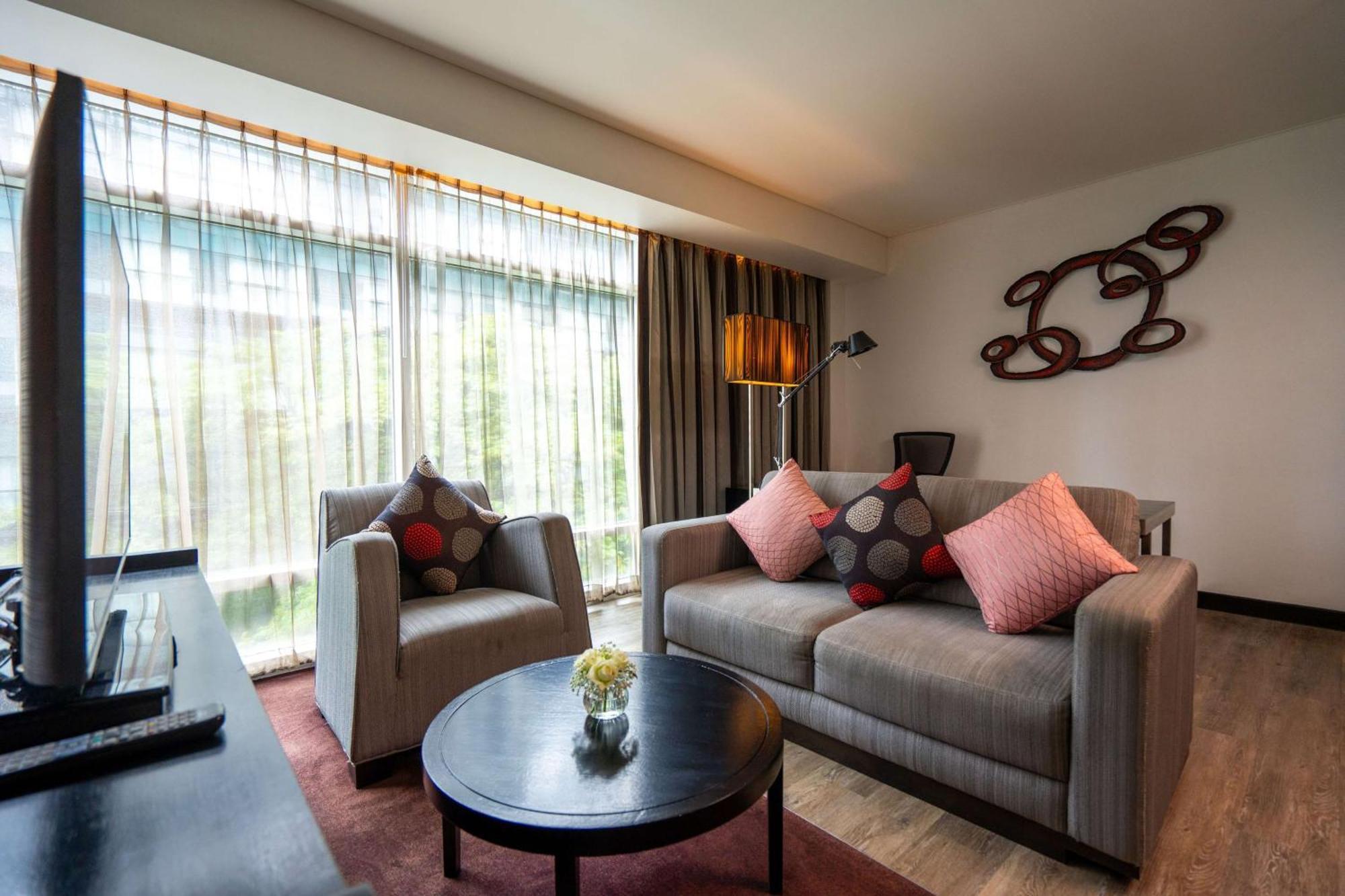 Junior Suite City View