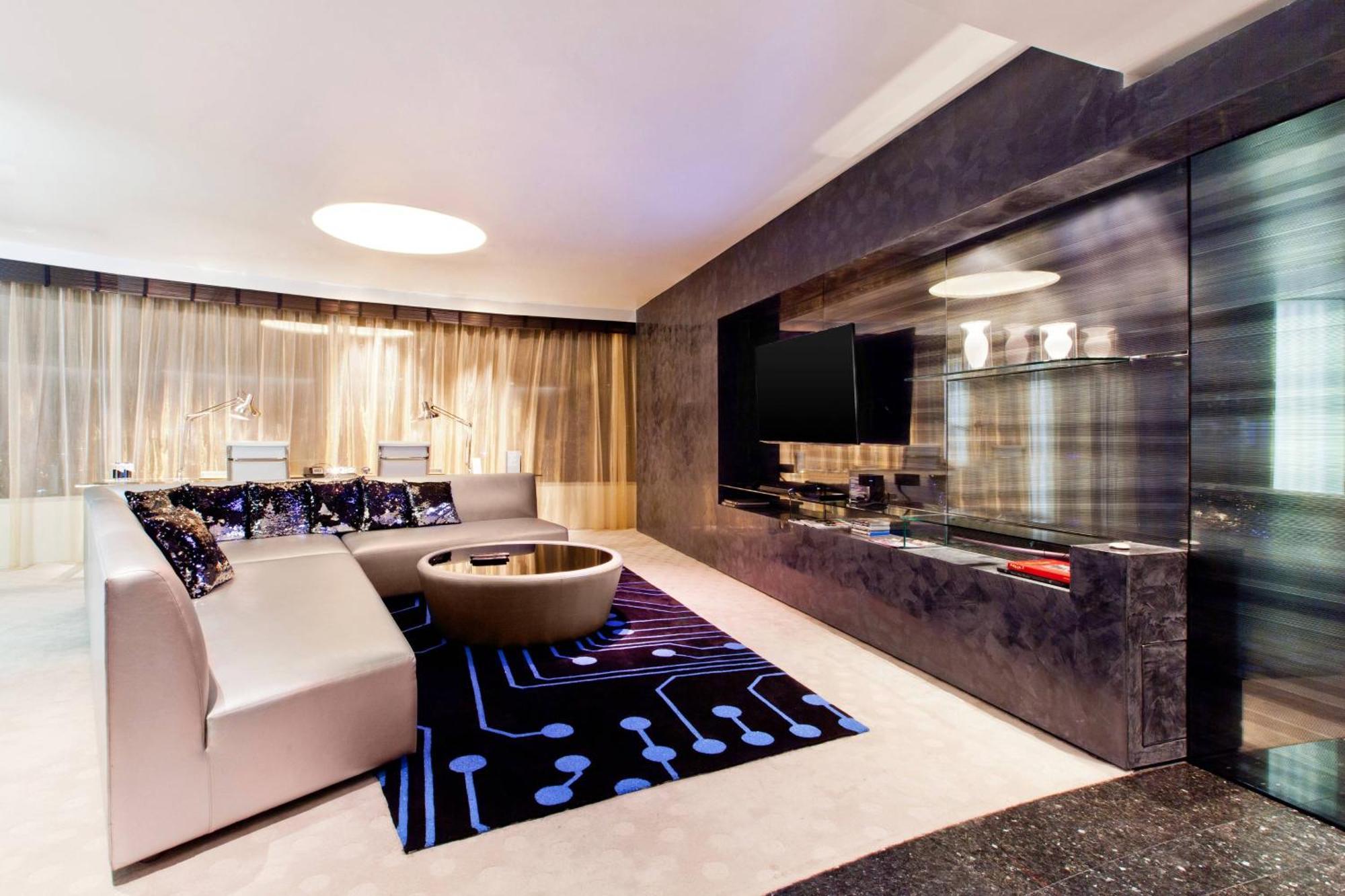 One-Bedroom Vice Preseidential Penthouse King Suite