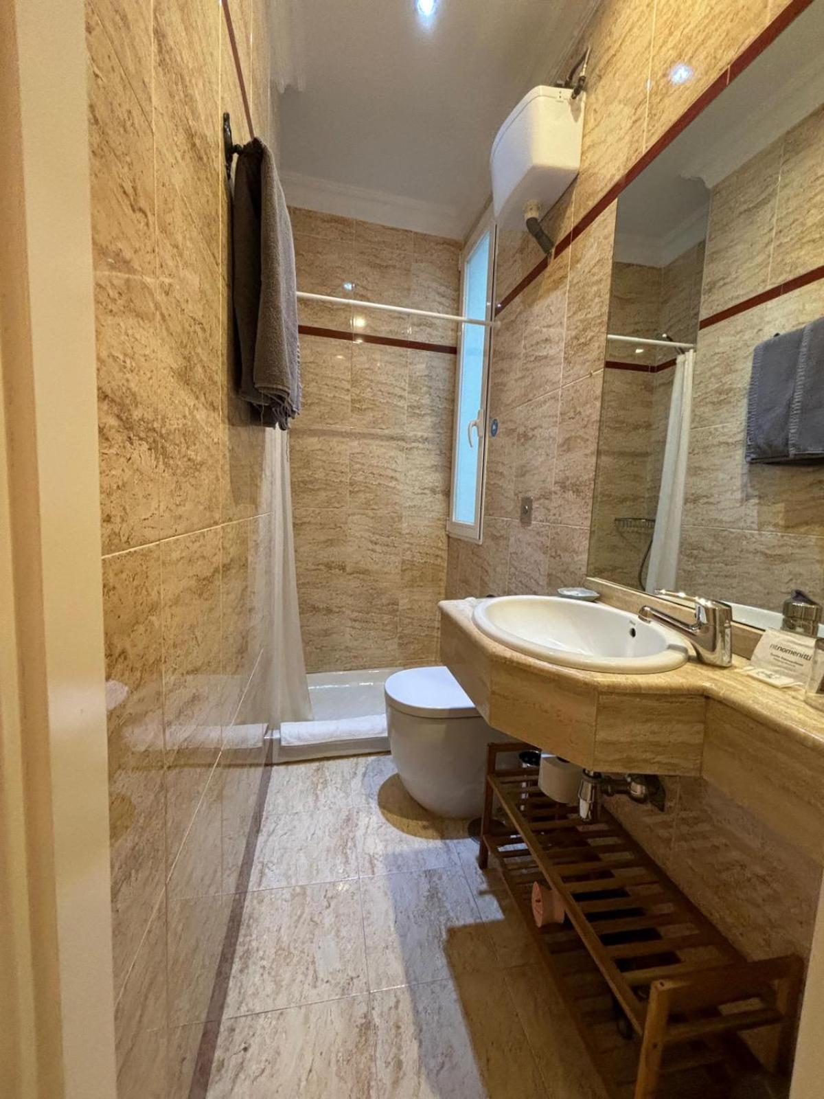 Twin Room Bathroom