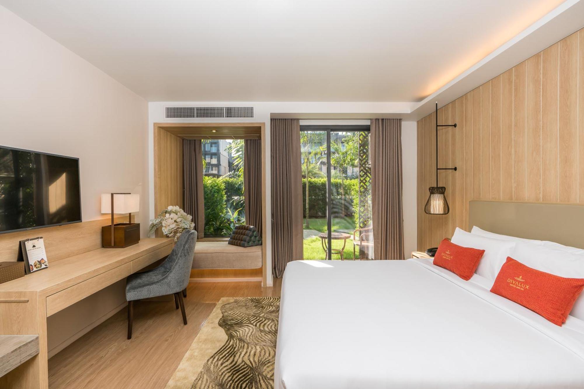 Double or Twin Room Canal View