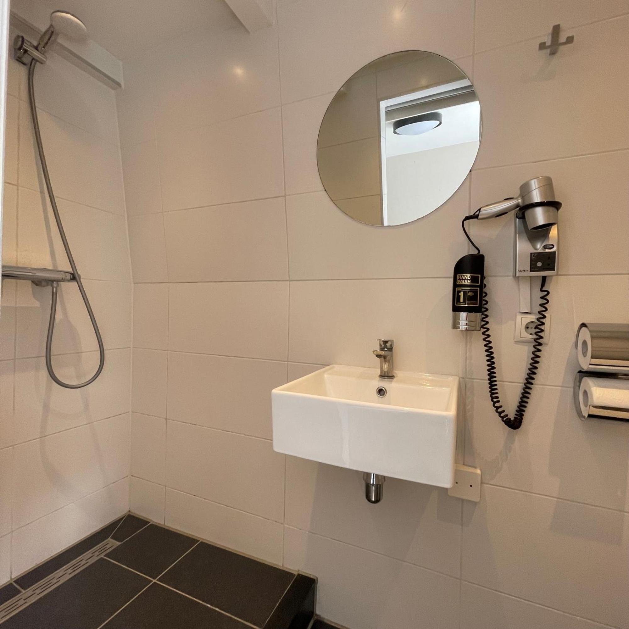 Eenpersoonskamer met Eigen Badkamer