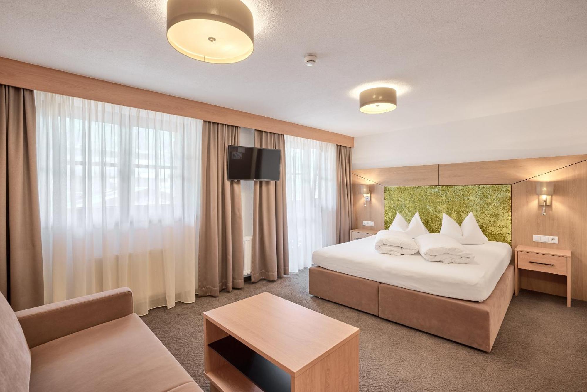 Deluxe Quadruple Room