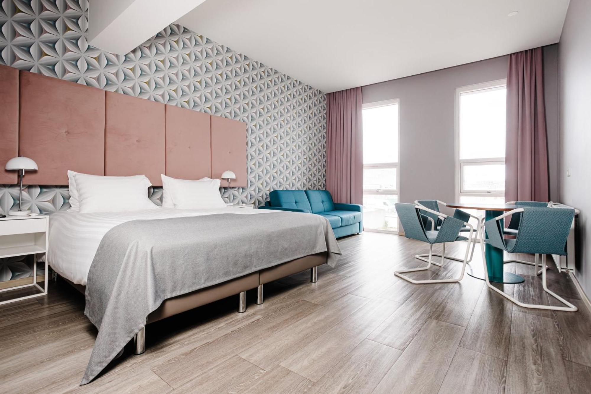Family Room Sofa Bed Kitchenette