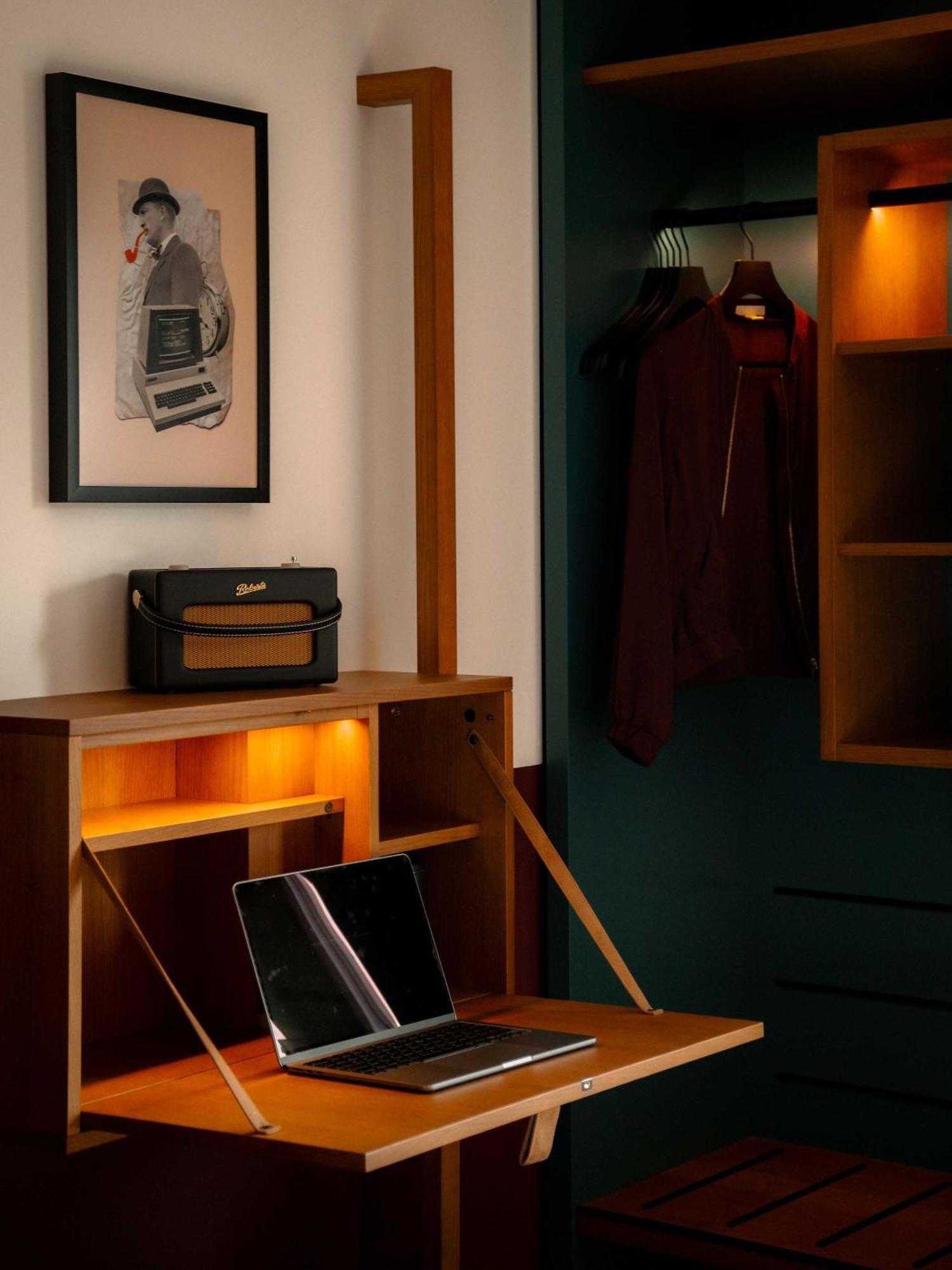 Smart Tweepersoonskamer met 2 Aparte Bedden