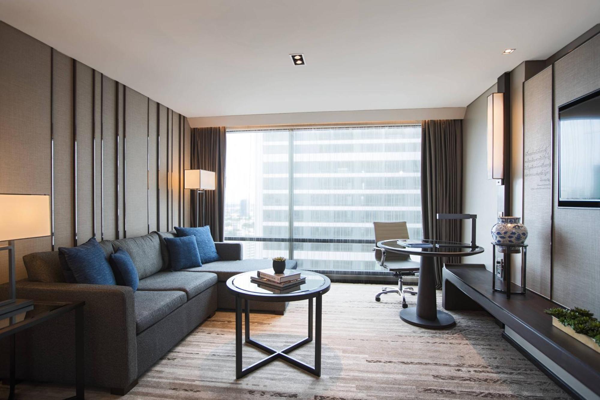 M 1 Bedroom Suite M Club lounge access 1 Bedroom Suite 1 King