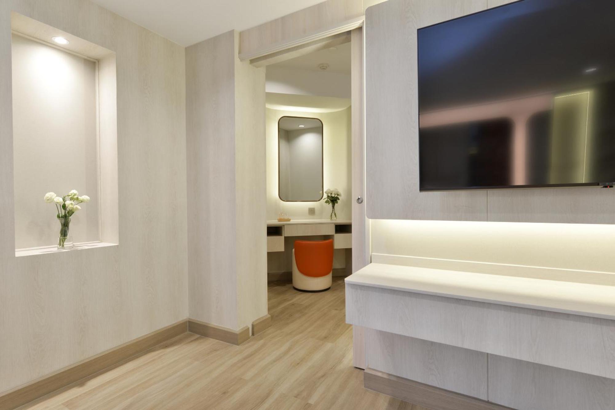 One-Bedroom Presidential Suite