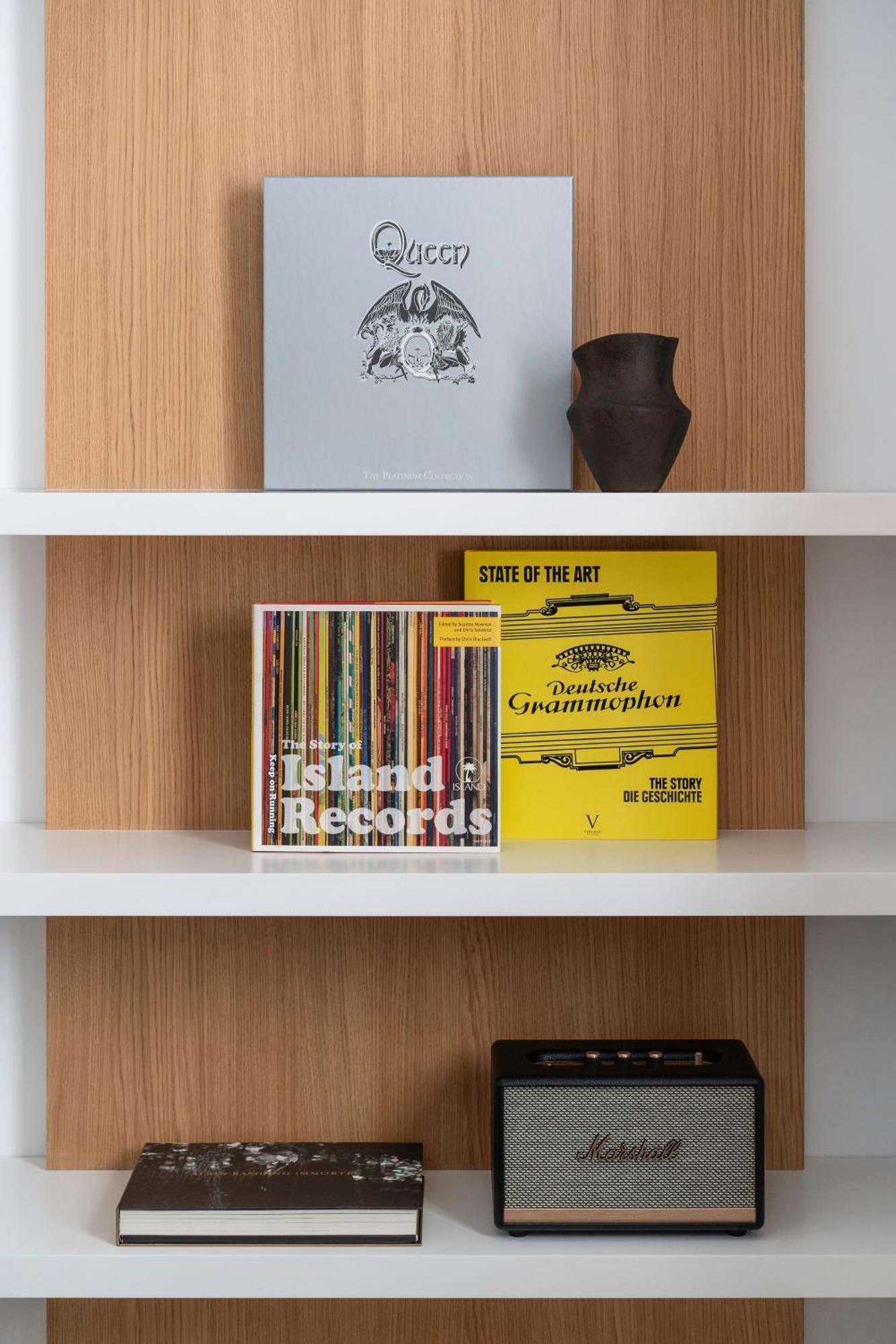 Artist Suite