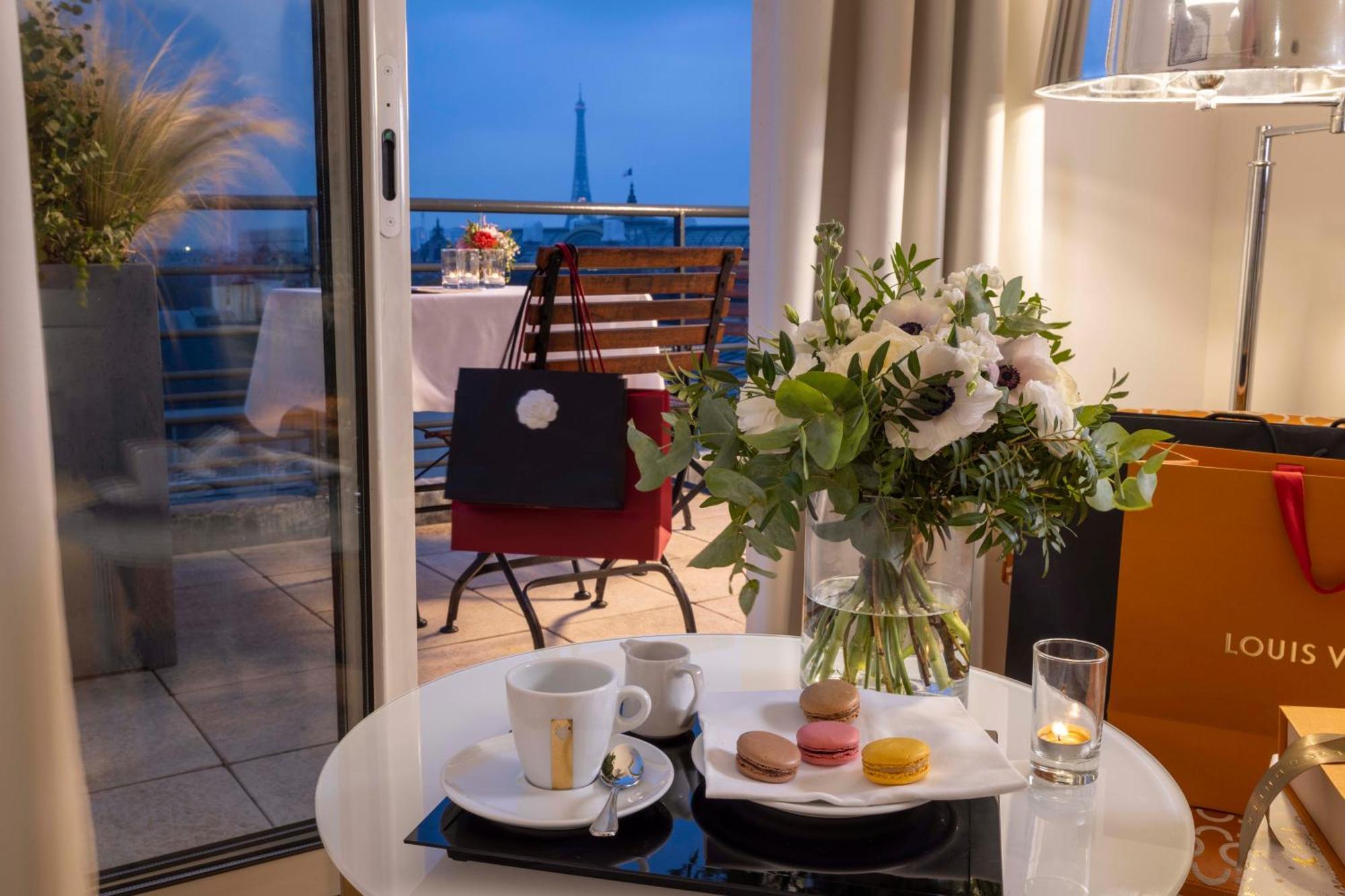 Junior Suite met Uitzicht op de Eiffeltoren