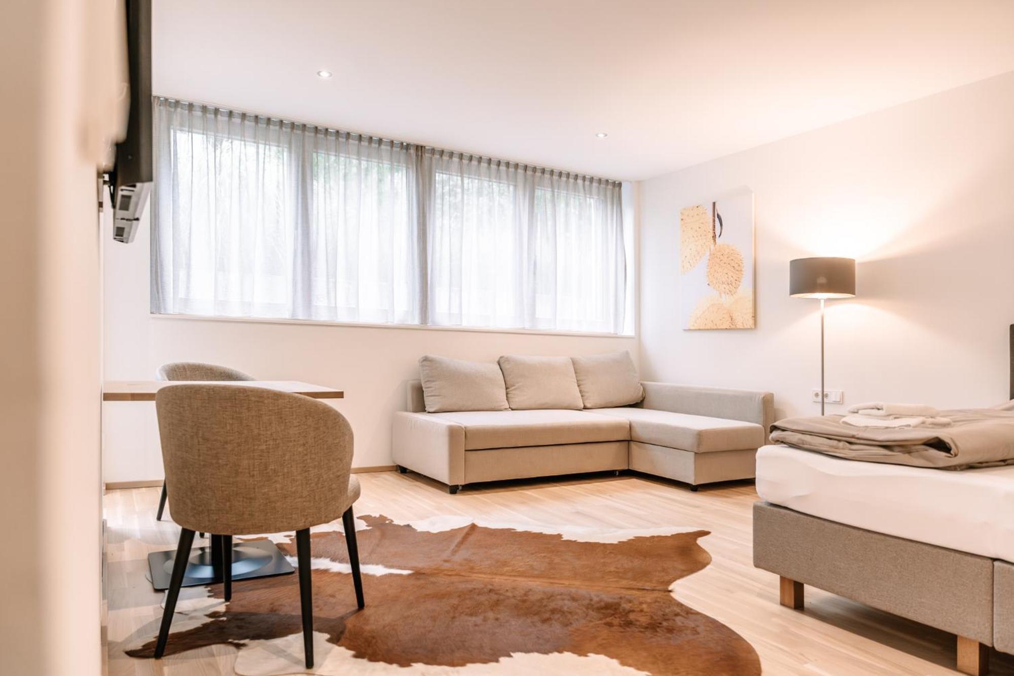 Deluxe Apartment