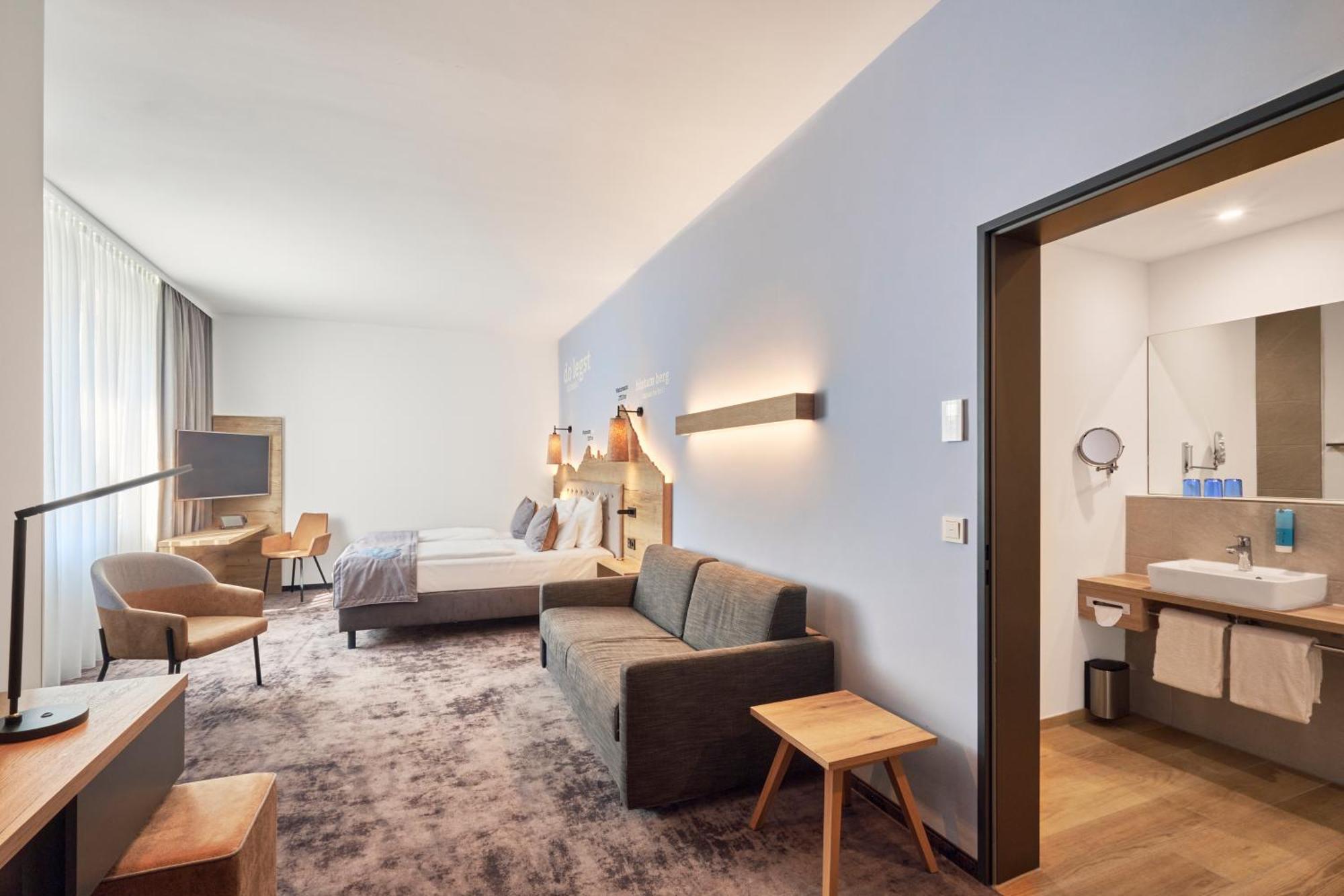 Junior Suite met Inloopdouche en Slaapbank