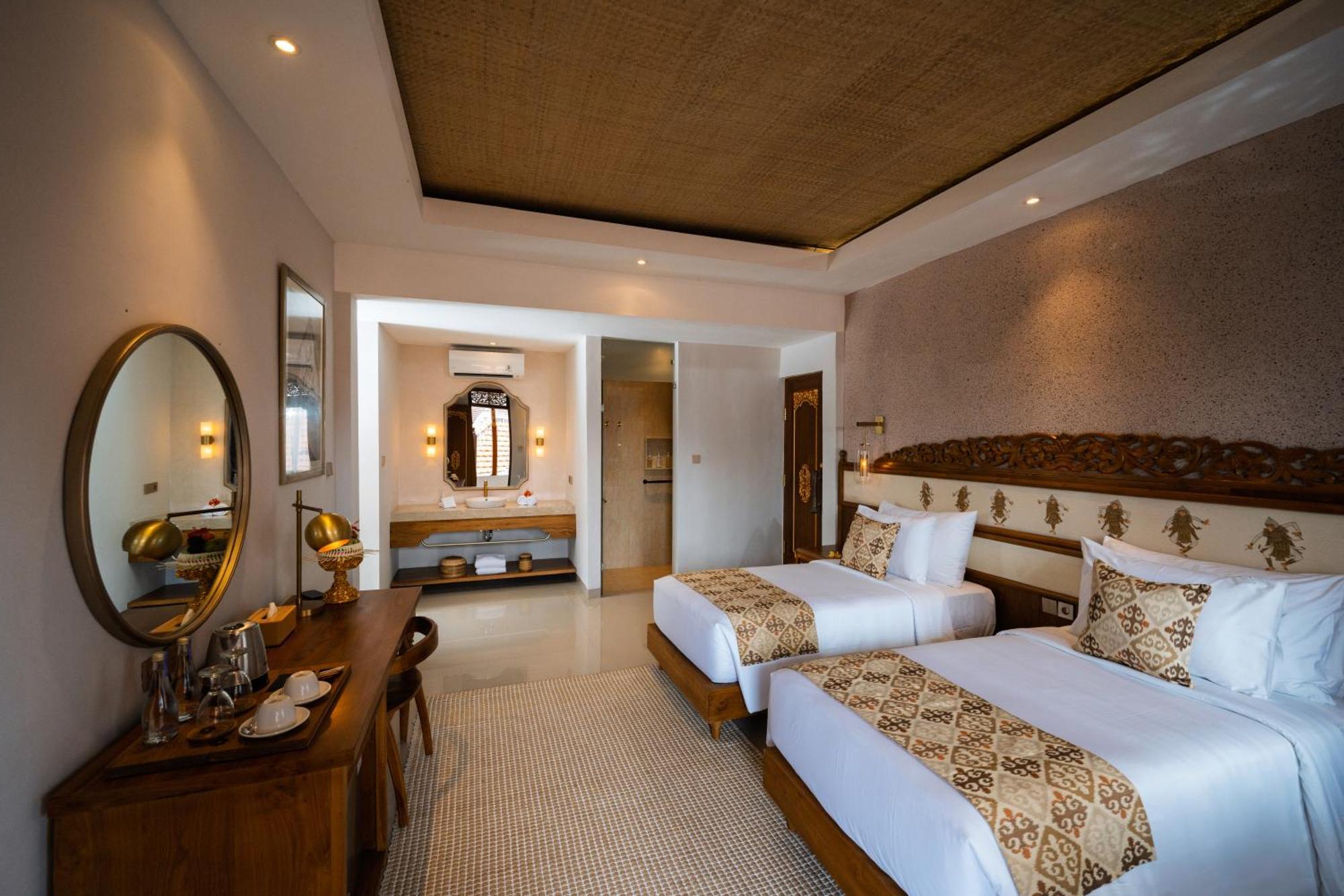 Deluxe Double or Twin Room