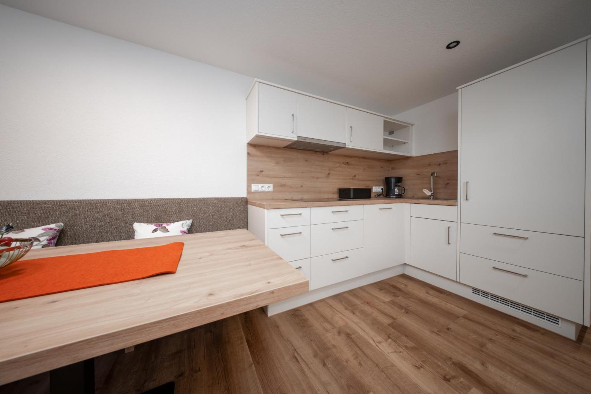 Three-Bedroom Apartment Mountain View