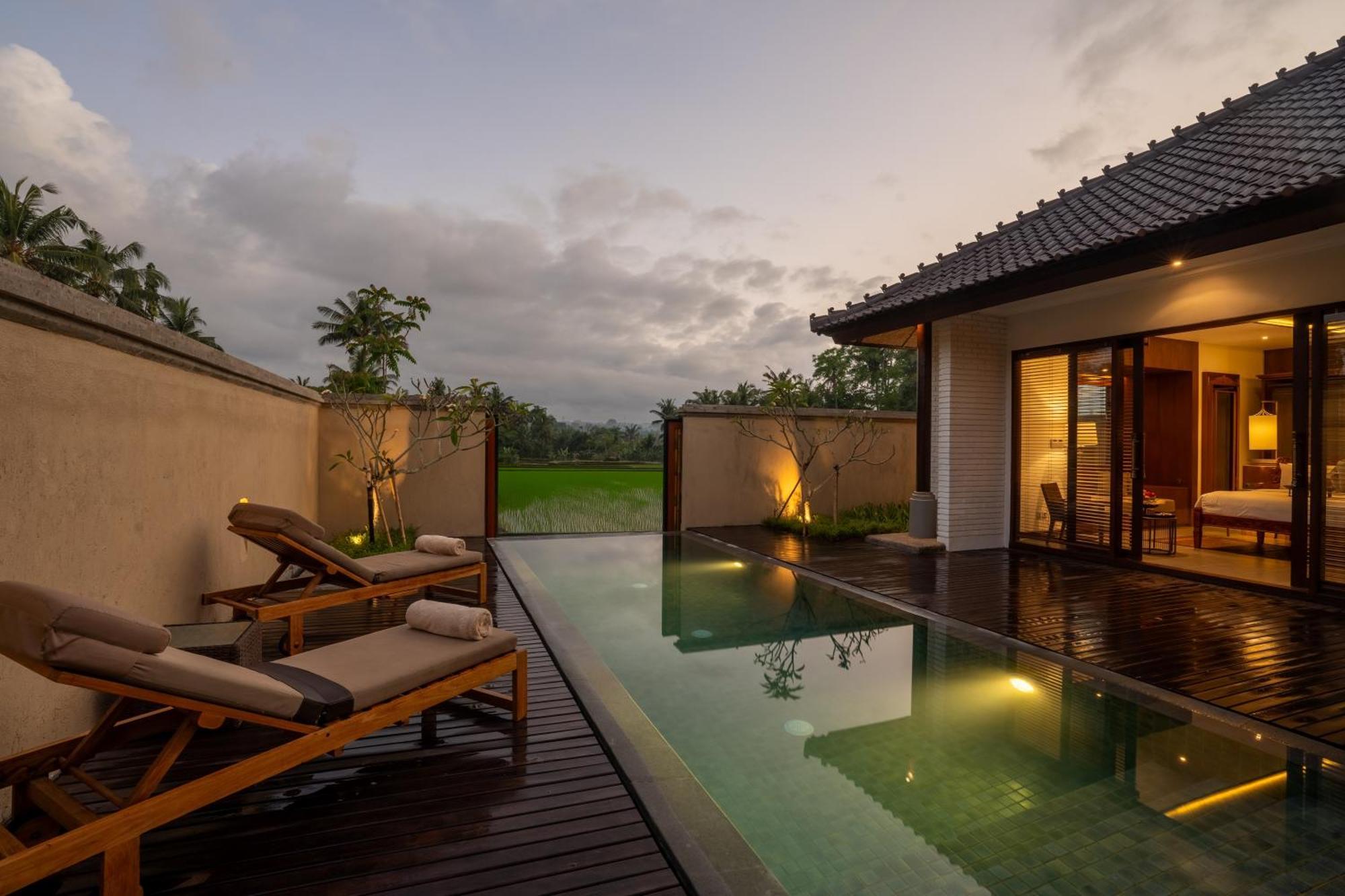Premier One Bedroom Pool Villa Club benefits