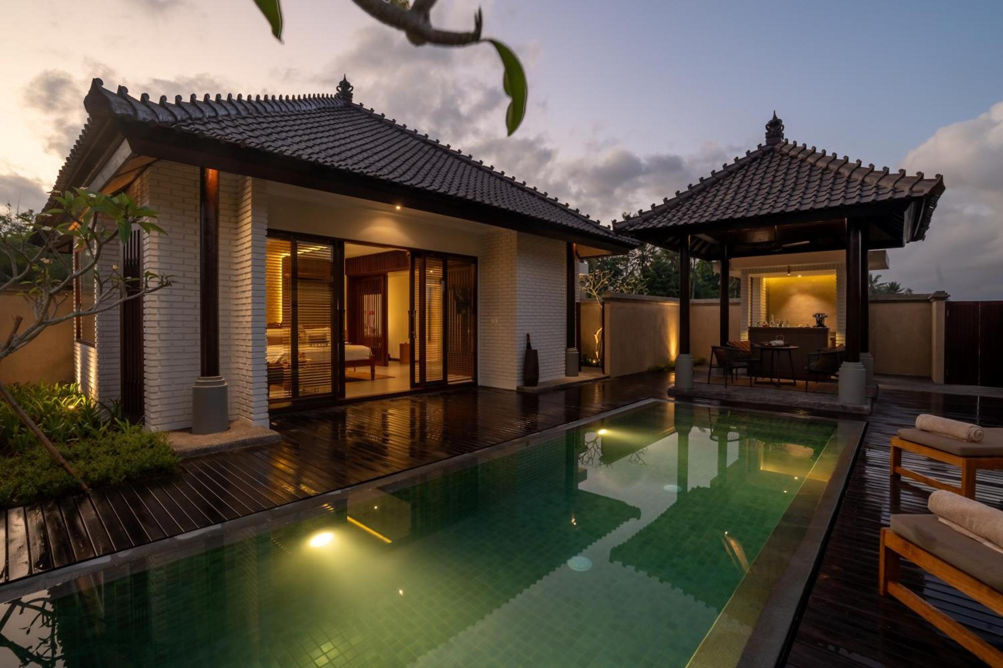 Premier One Bedroom Pool Villa Club benefits