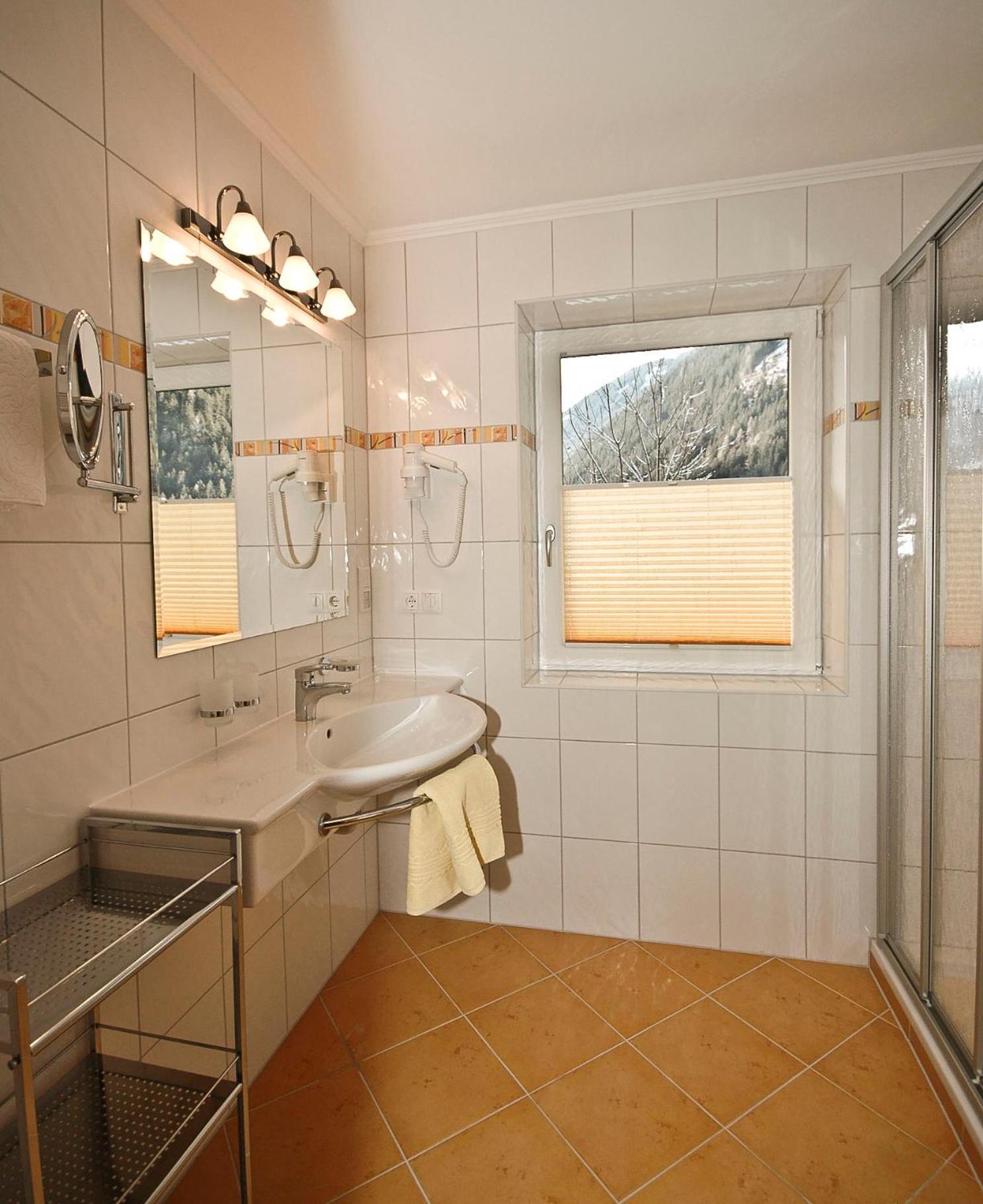 One-Bedroom Apartment Terrace
