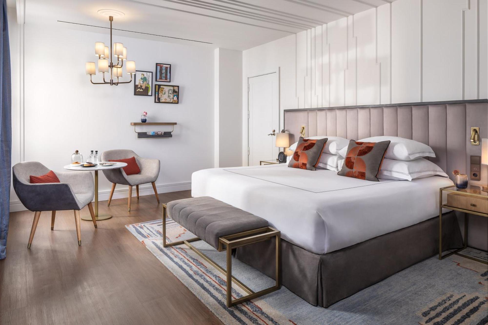 Executive Room