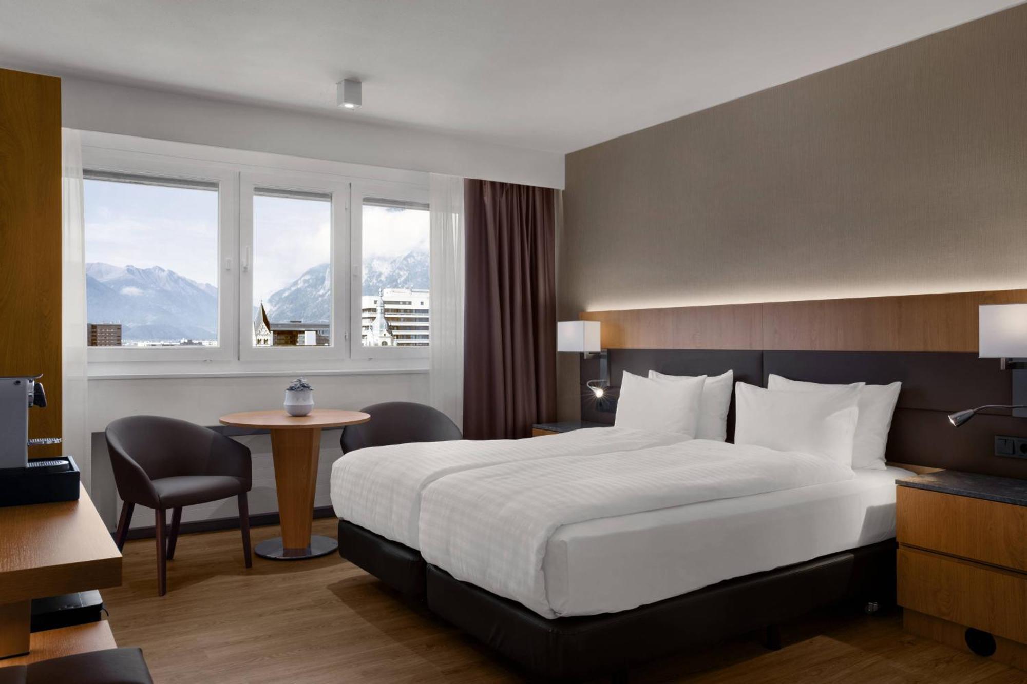 Deluxe Guest Room Two Double Beds Mountain View High Floor