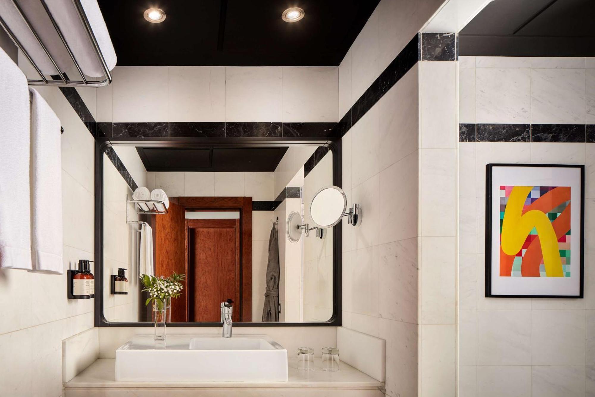 Avani Deluxe Room