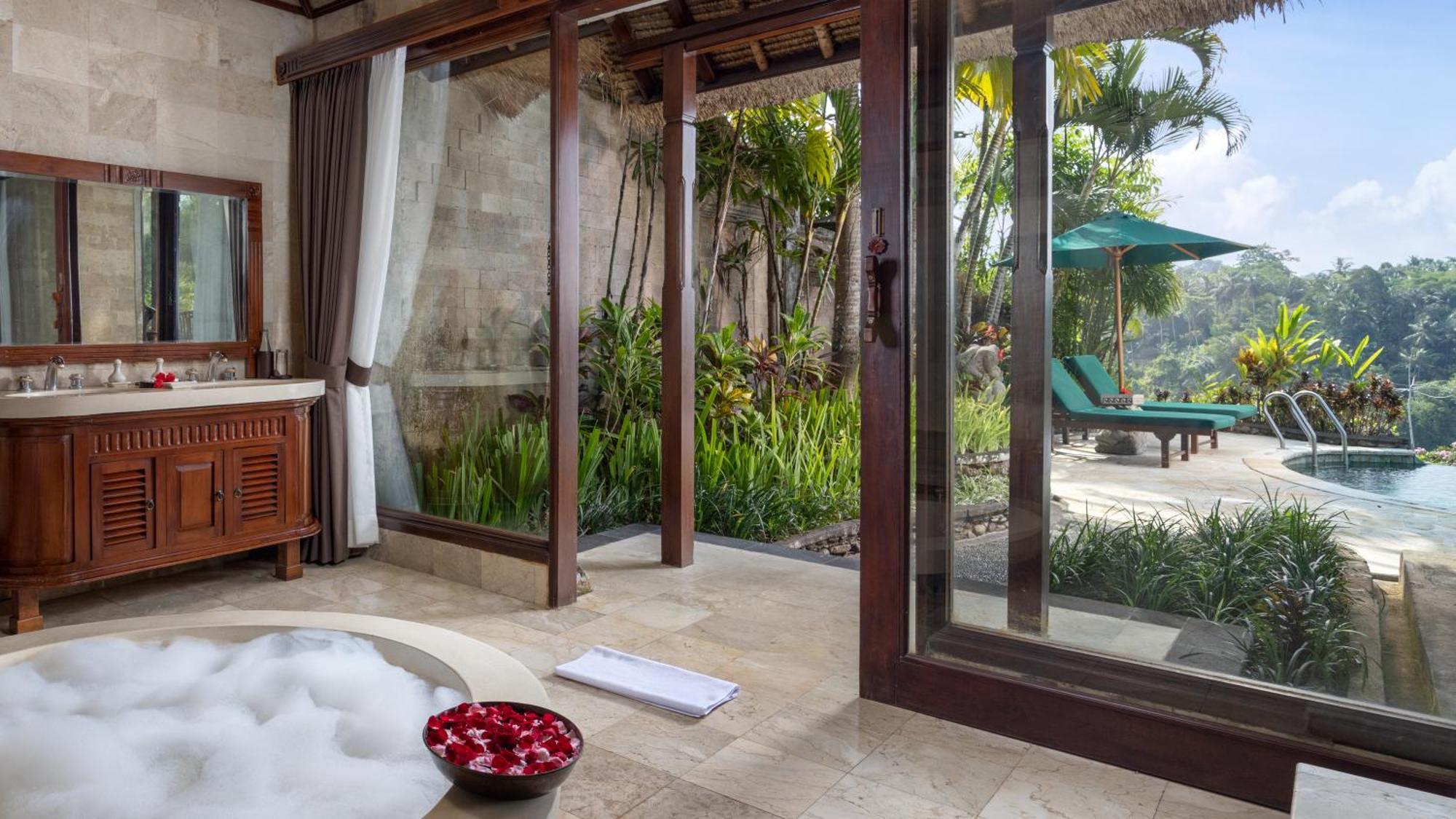 Deluxe Pool Villa 1 hour Massage